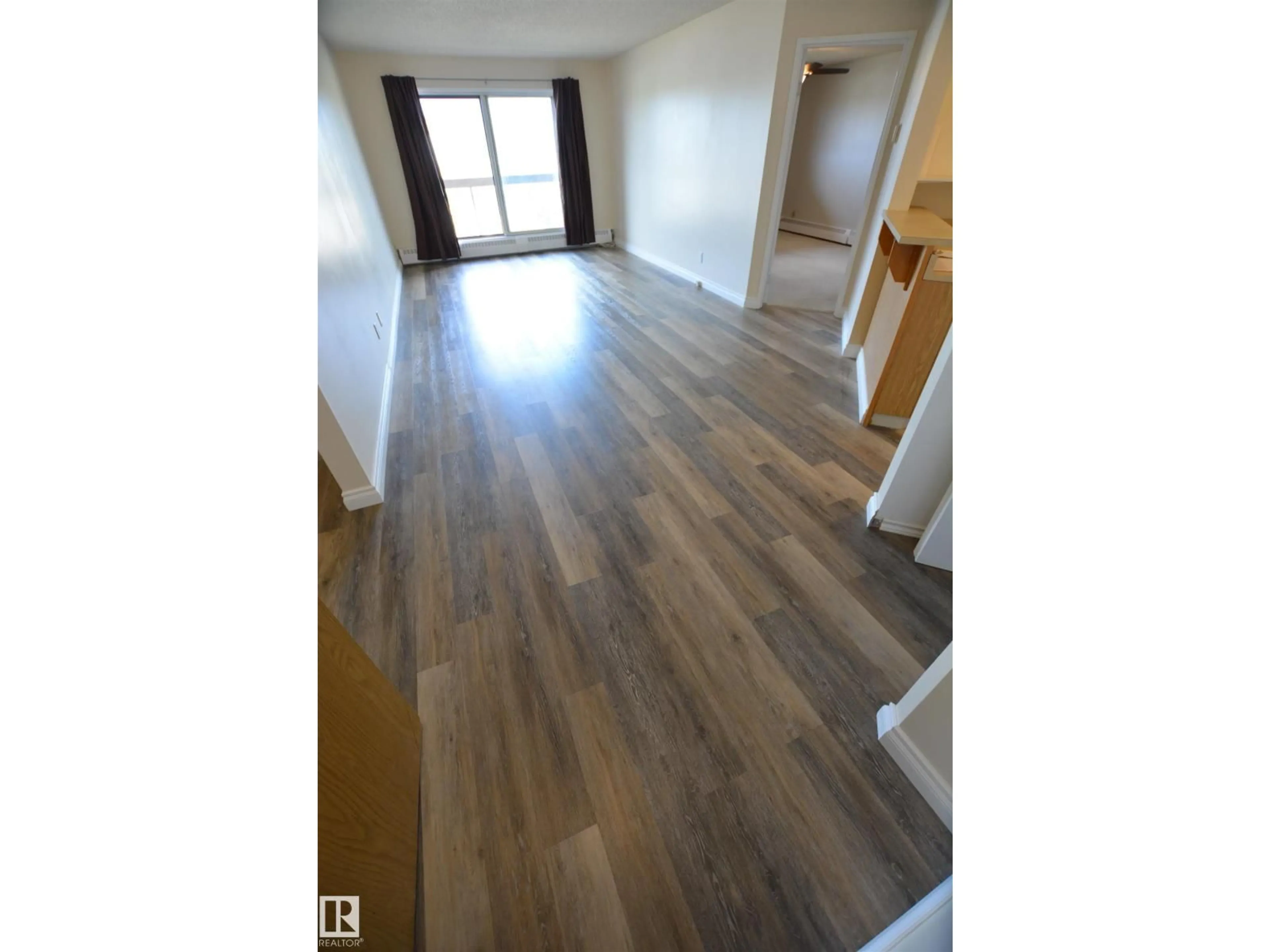 A pic of a room for #304 - 10511 19 AVENUE, Edmonton Alberta T6J5S8