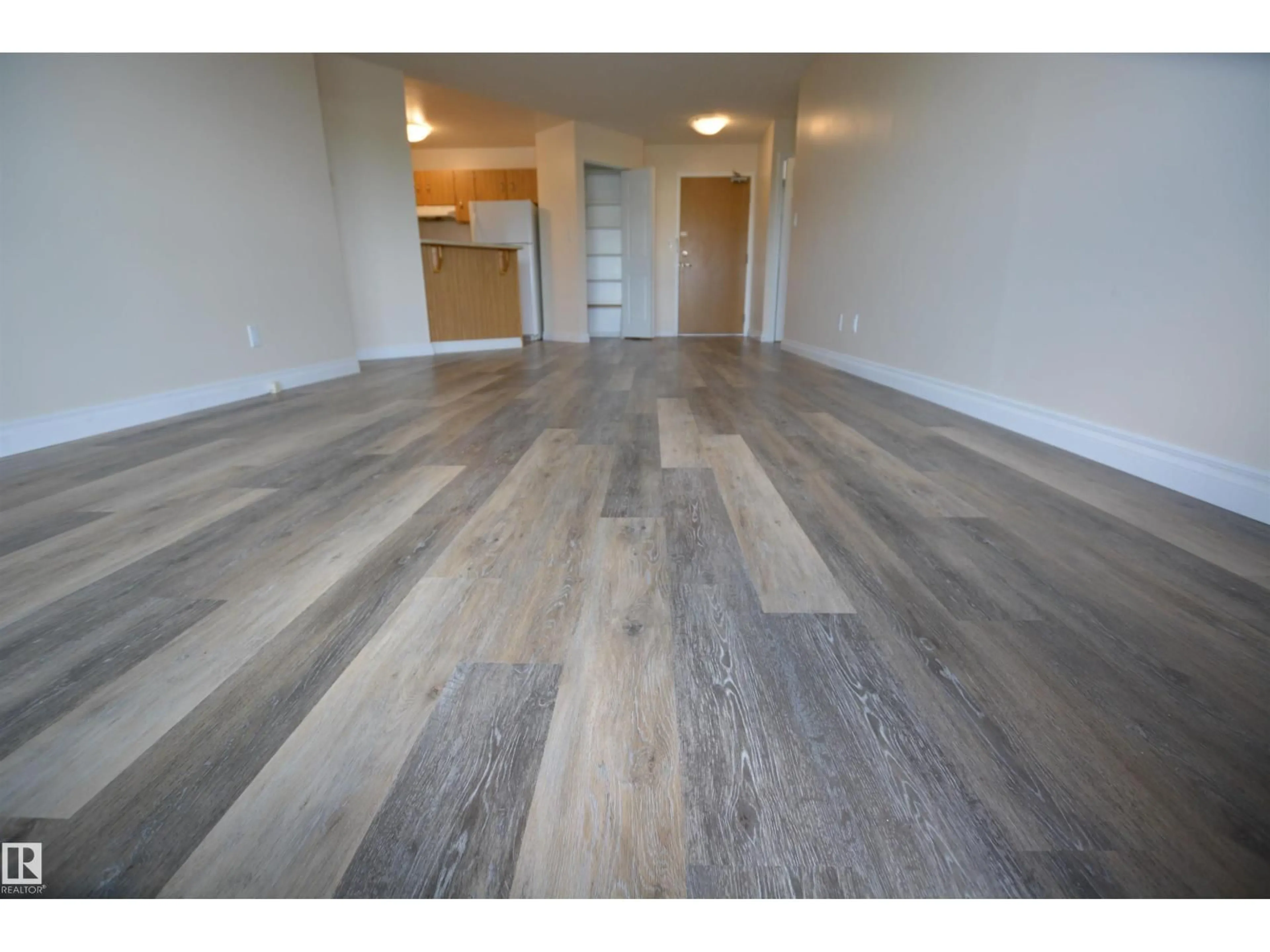 A pic of a room for #304 - 10511 19 AVENUE, Edmonton Alberta T6J5S8