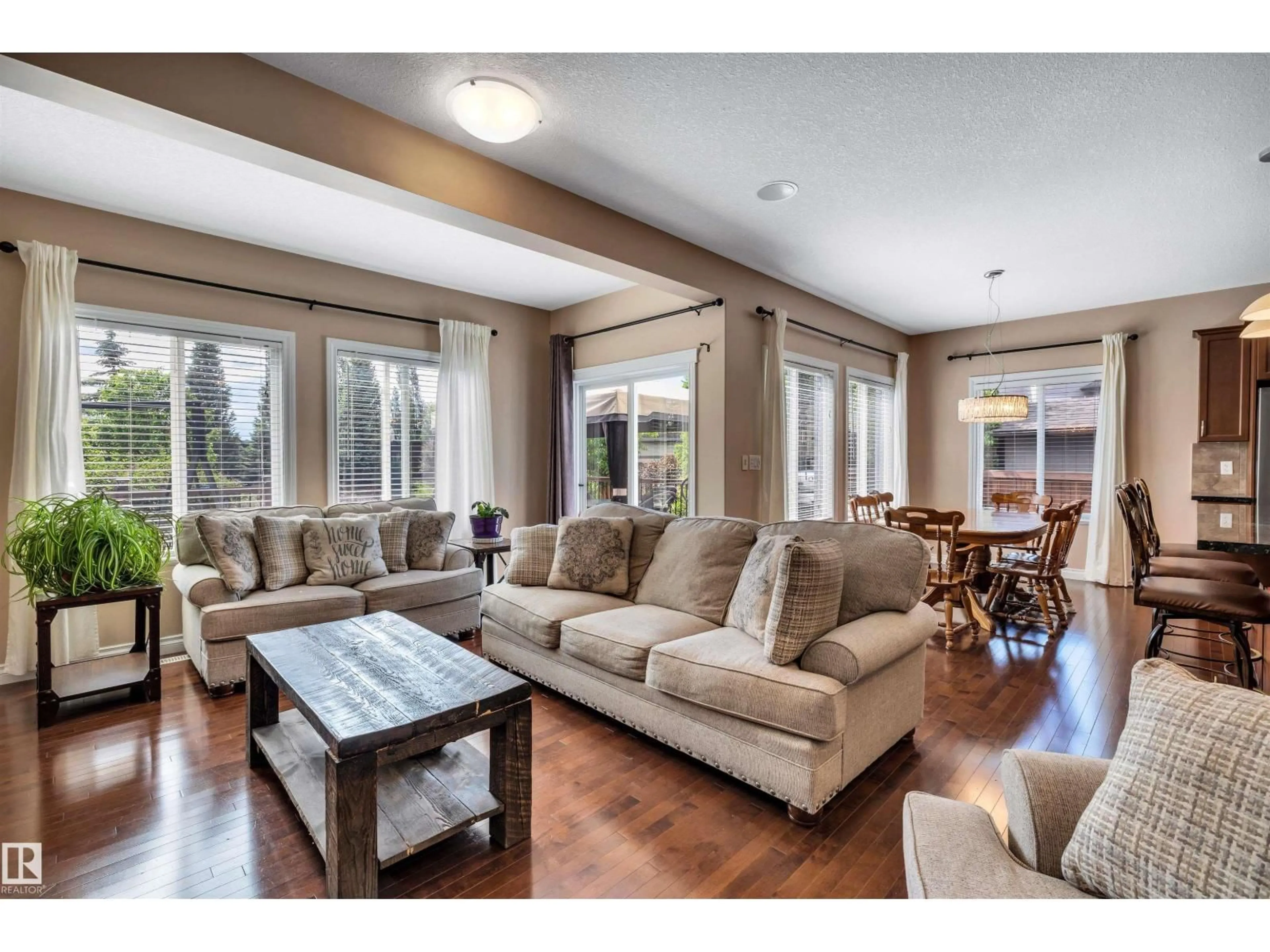 Living room with furniture, unknown for 18 VOLETA CT, Spruce Grove Alberta T7X0J8