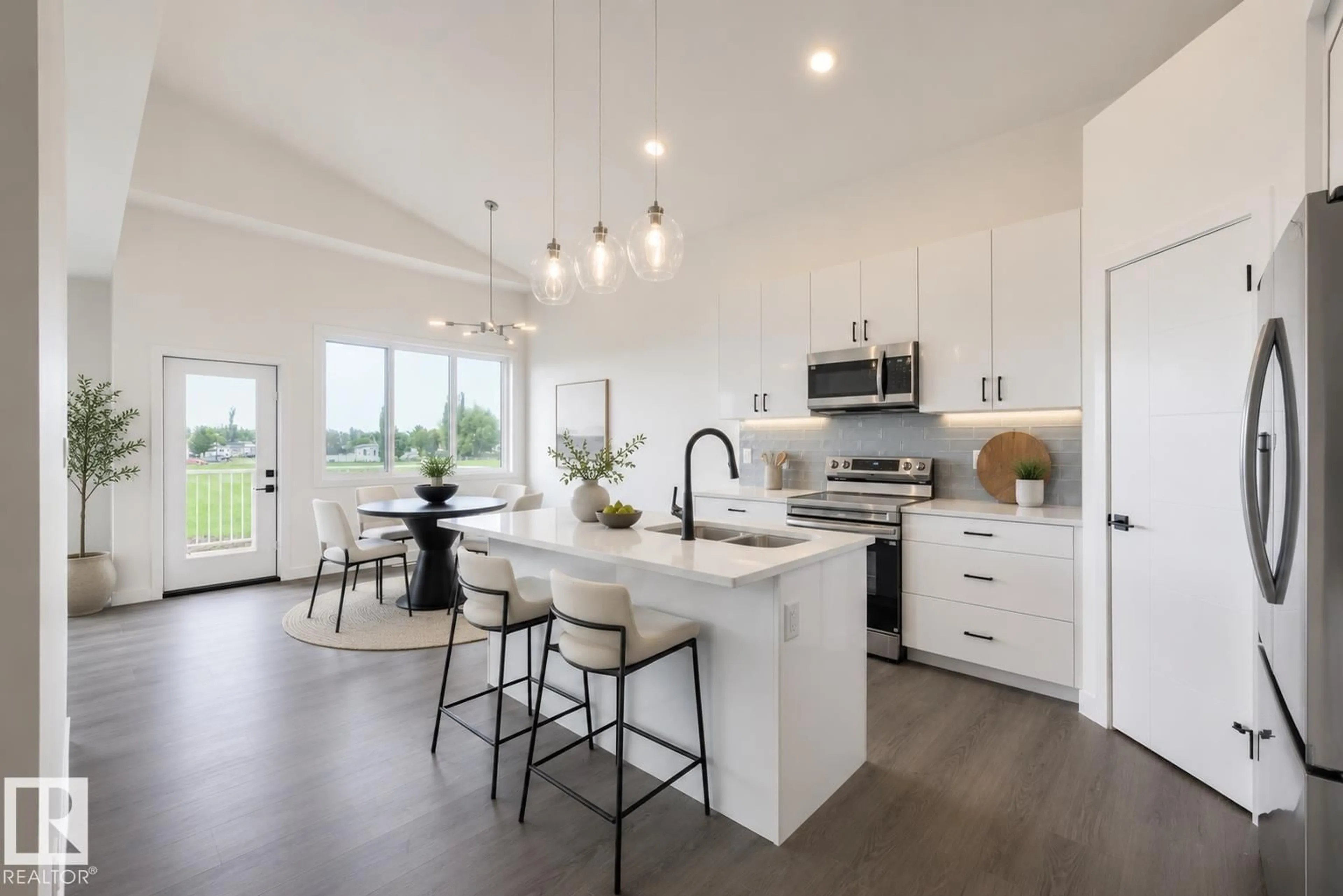 Open concept kitchen, ceramic/tile floor for 5223 47 AV, Calmar Alberta T0C0V0