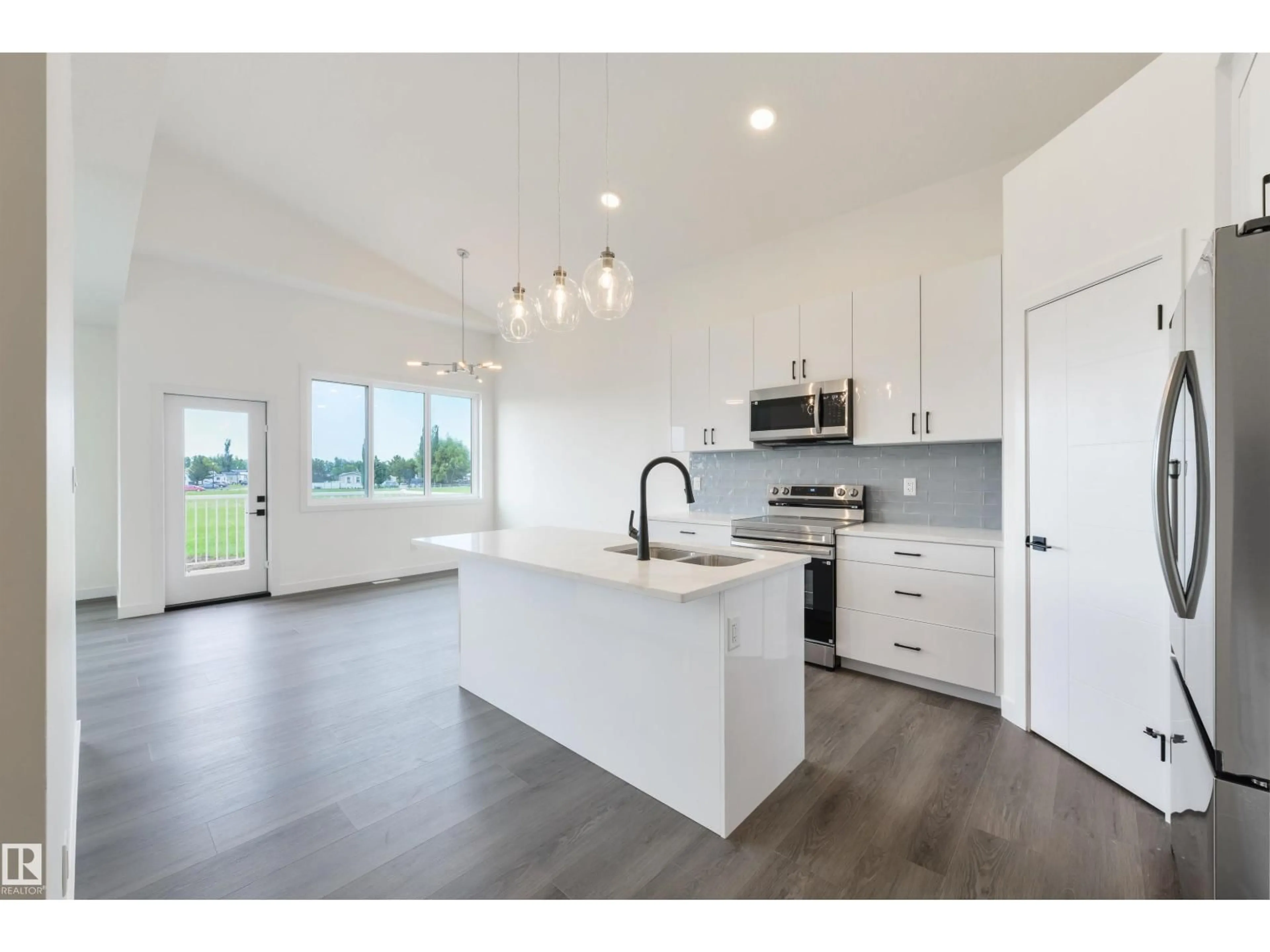 Open concept kitchen, unknown for 5223 47 AV, Calmar Alberta T0C0V0