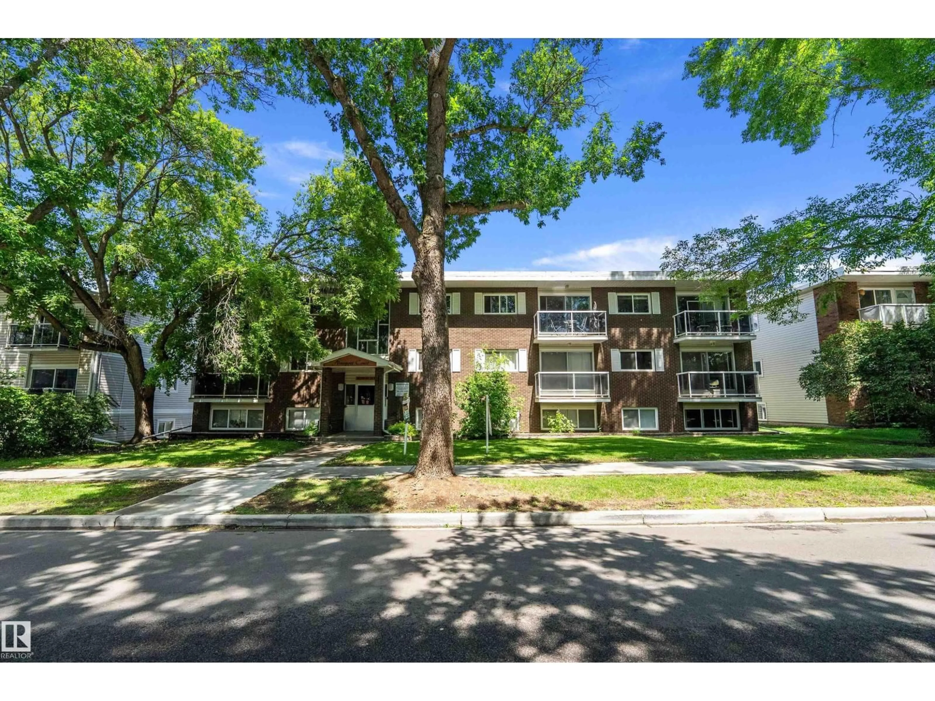 Unknown for 103 - 10720 84 AV, Edmonton Alberta T6E2H9