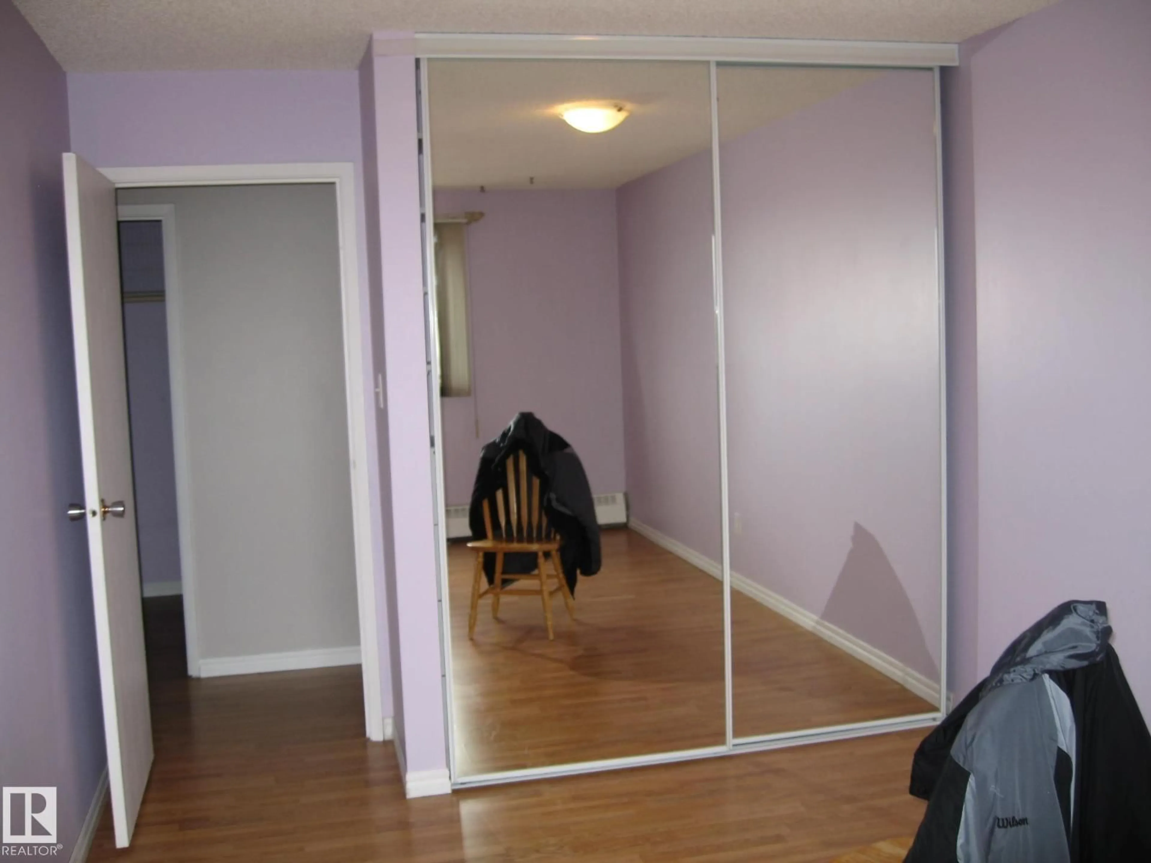 A pic of a room for 5316 - 314 118 AV, Edmonton Alberta T5W1C4
