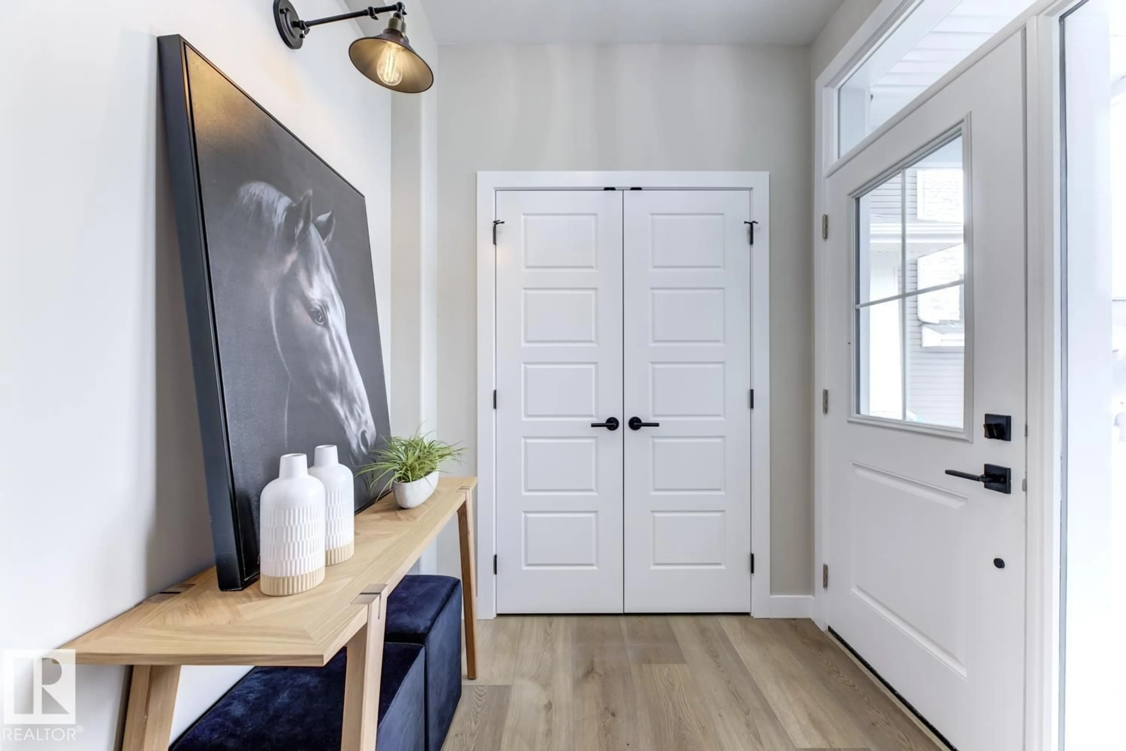Indoor entryway for 519 ASHGROVE CIRCLE, Leduc Alberta T9E0K8