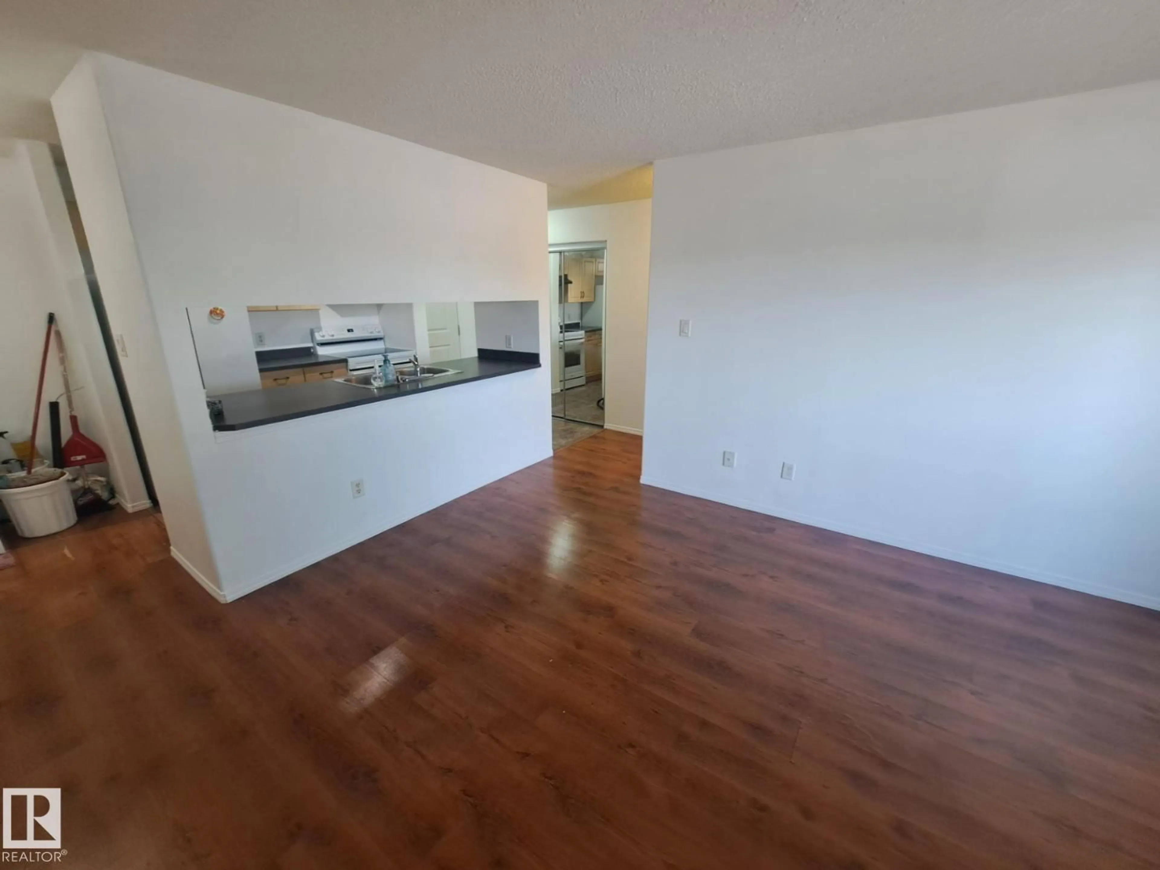 A pic of a room for #205 - 9910 107 ST, Morinville Alberta T8R0A3
