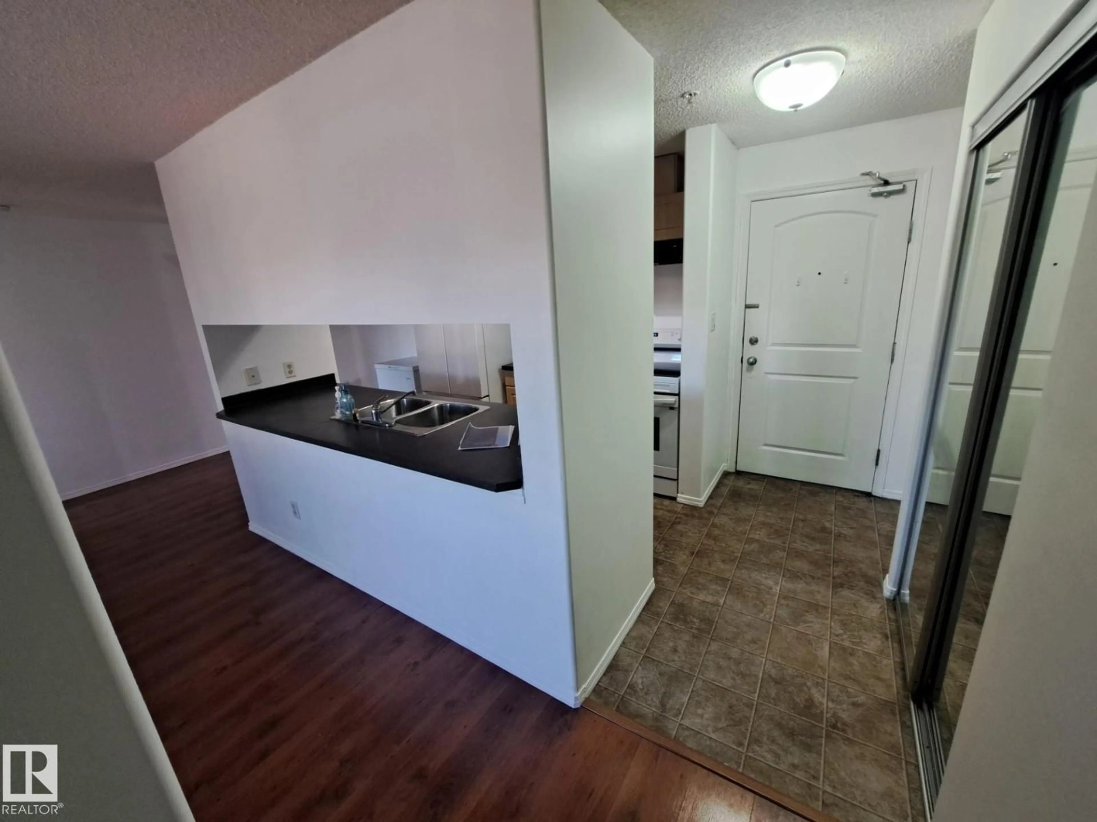 Standard kitchen, unknown for #205 - 9910 107 ST, Morinville Alberta T8R0A3