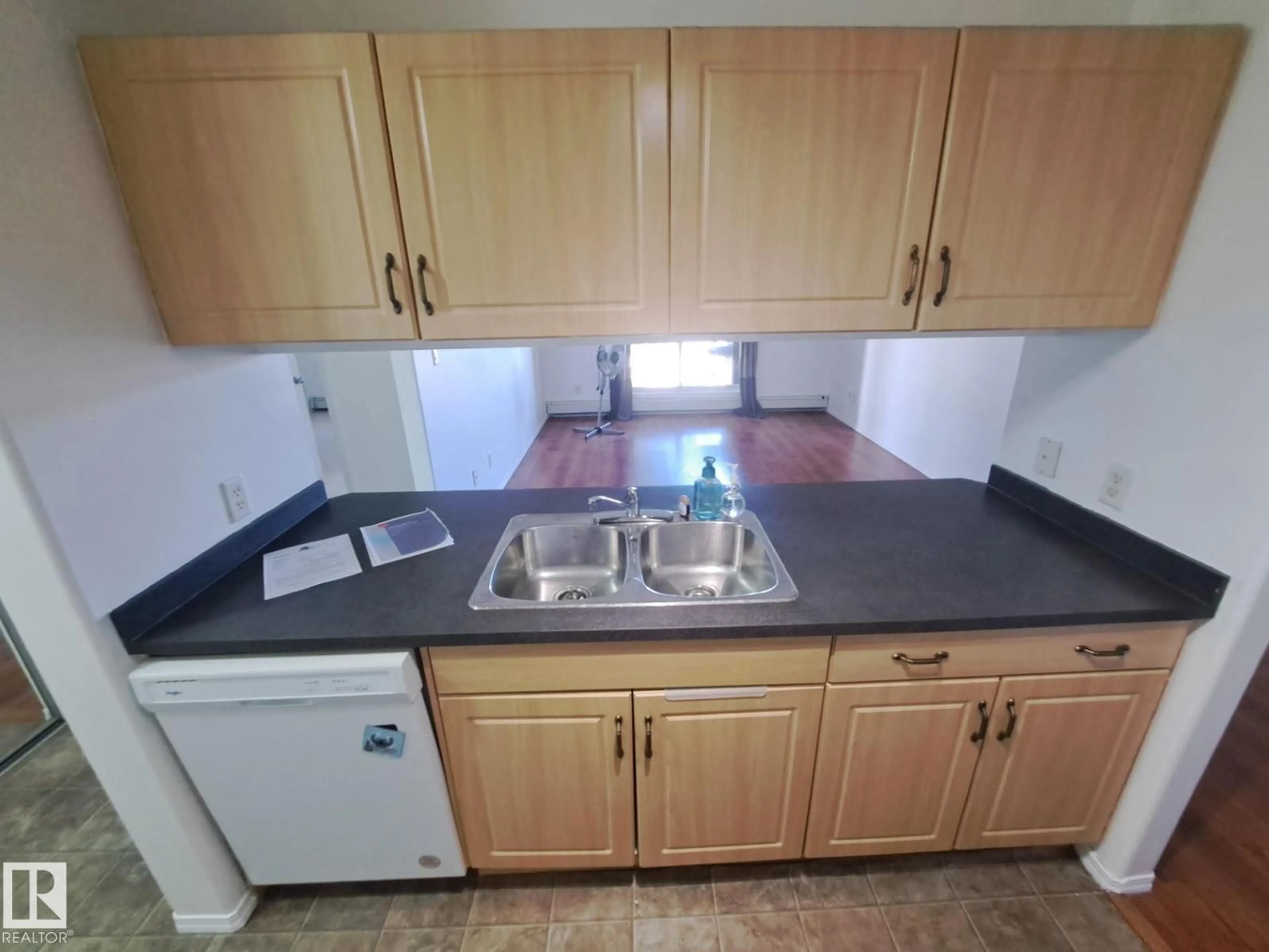 Standard kitchen, unknown for #205 - 9910 107 ST, Morinville Alberta T8R0A3