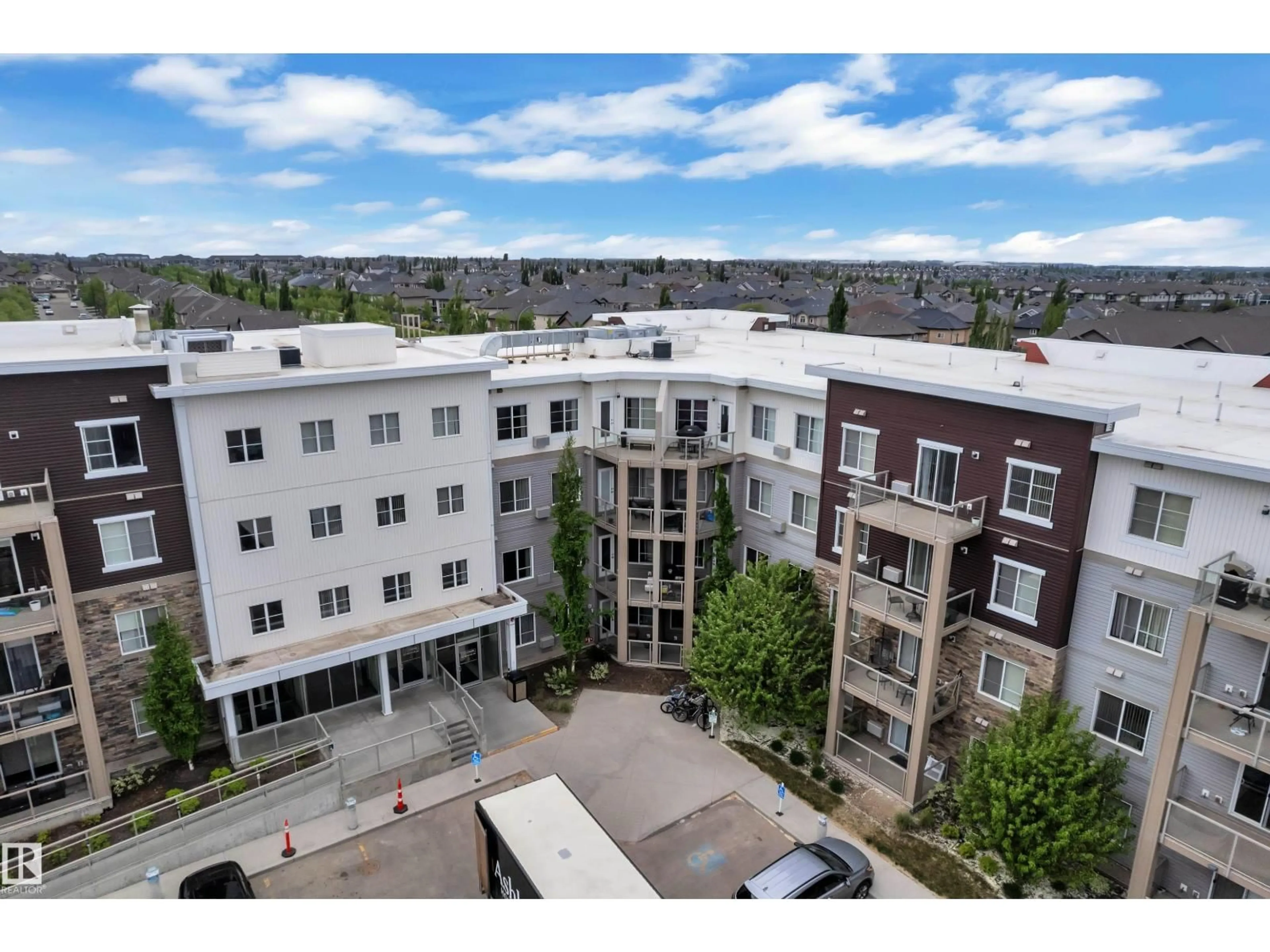 A pic from outside/outdoor area/front of a property/back of a property/a pic from drone, city buildings view from balcony for 812 - 115 WELSH DRIVE, Edmonton Alberta T6X1Y7