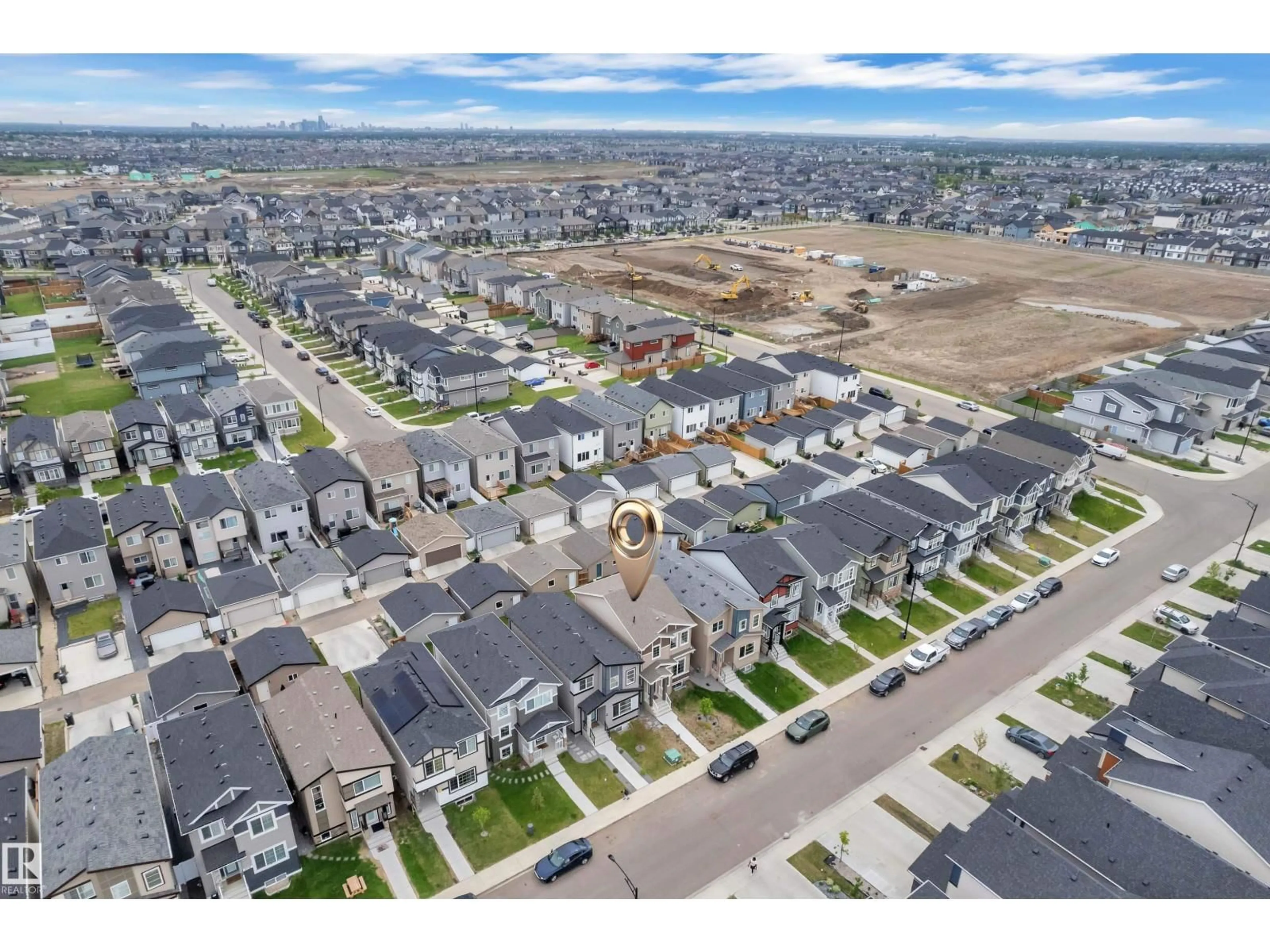 A pic from outside/outdoor area/front of a property/back of a property/a pic from drone, street for 7043 182 AV, Edmonton Alberta T5Z0V6