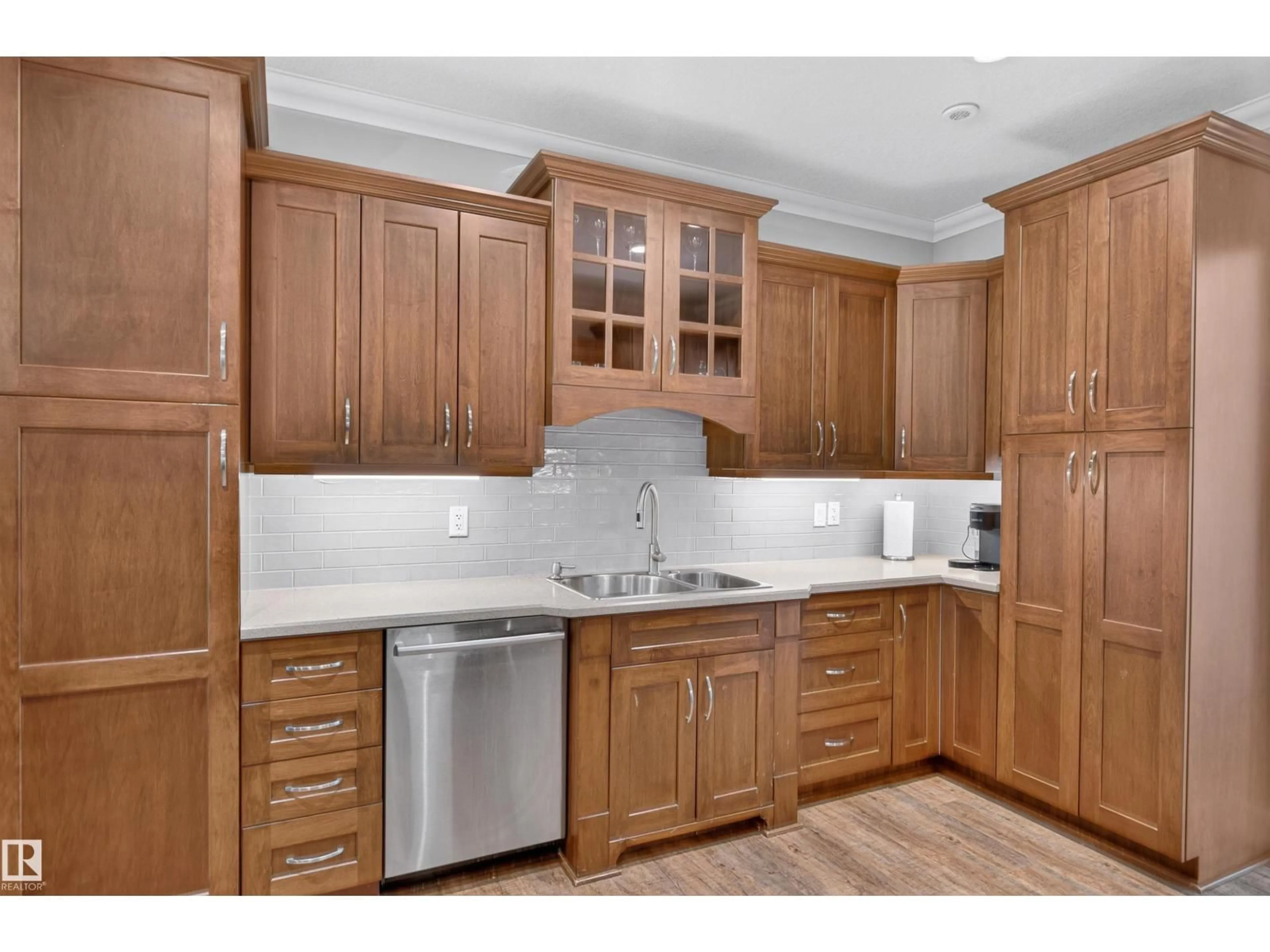 Standard kitchen, unknown for 435 - 15 63330 RR, Rural Bonnyville M.D. Alberta T9M1P3
