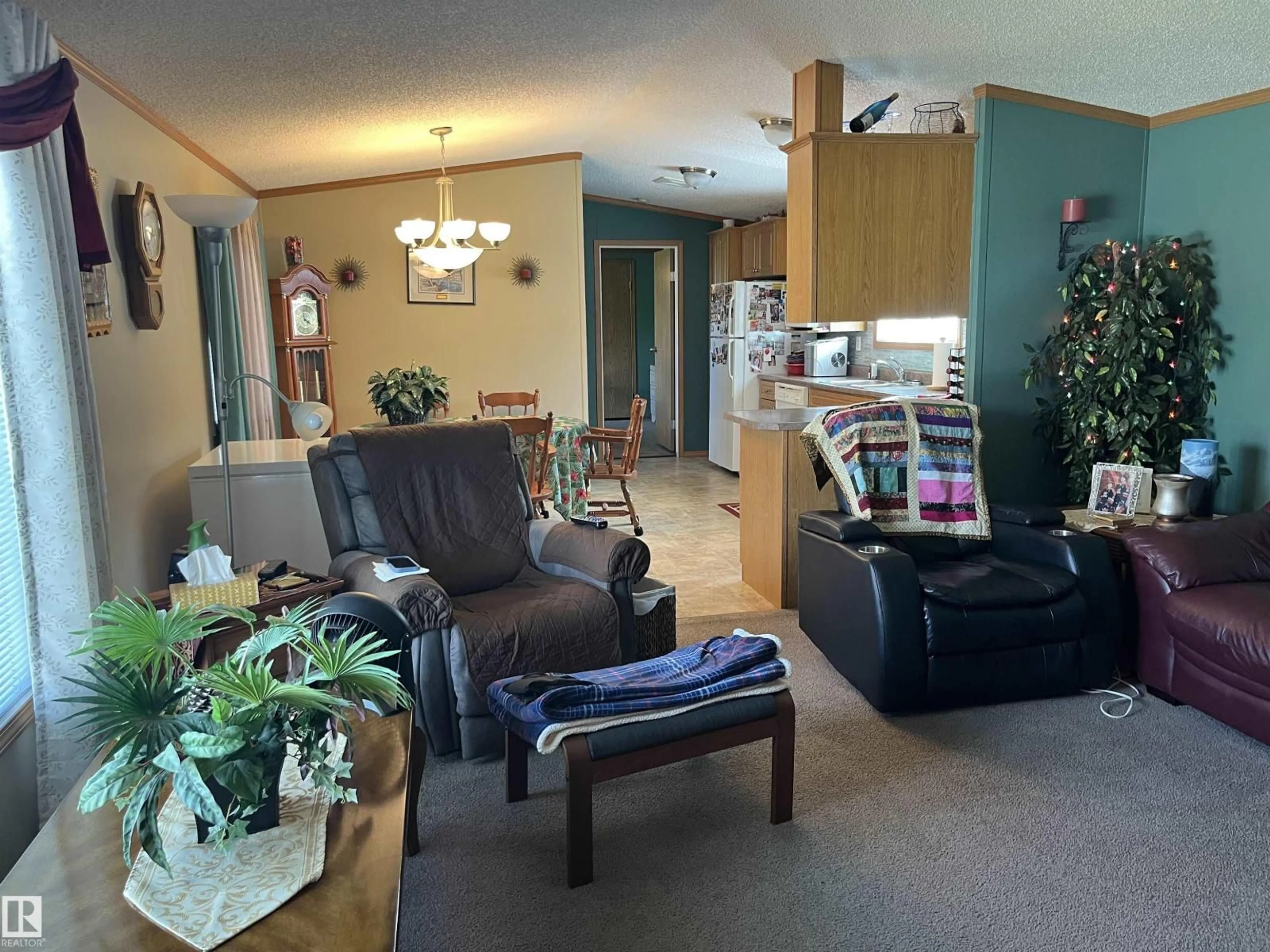 Living room with furniture, unknown for 54500 - 6611 RGE. RD. 275, Calahoo Alberta T8R1Z1