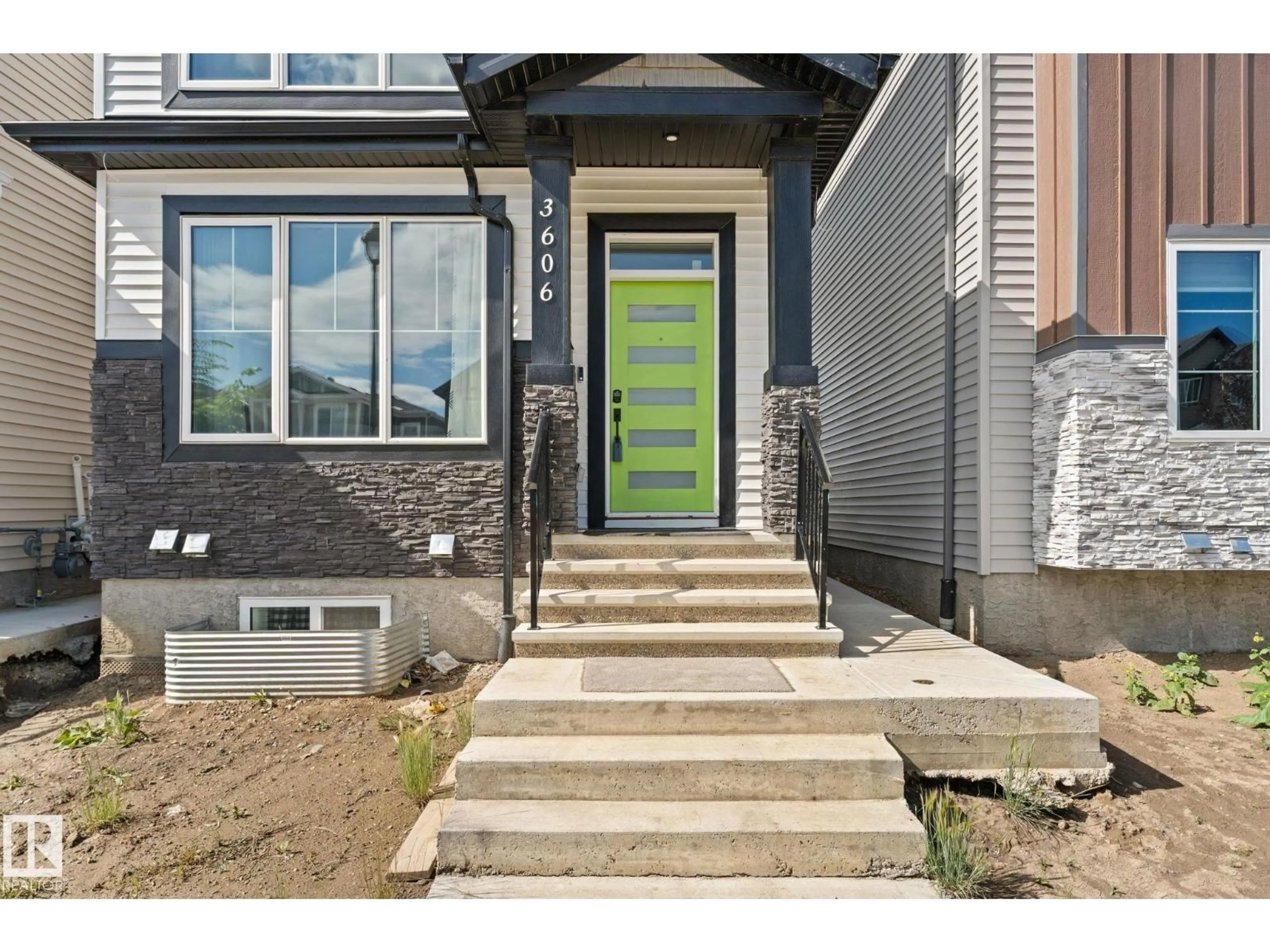 Indoor entryway for 3606 42 AV, Beaumont Alberta T4X3B3