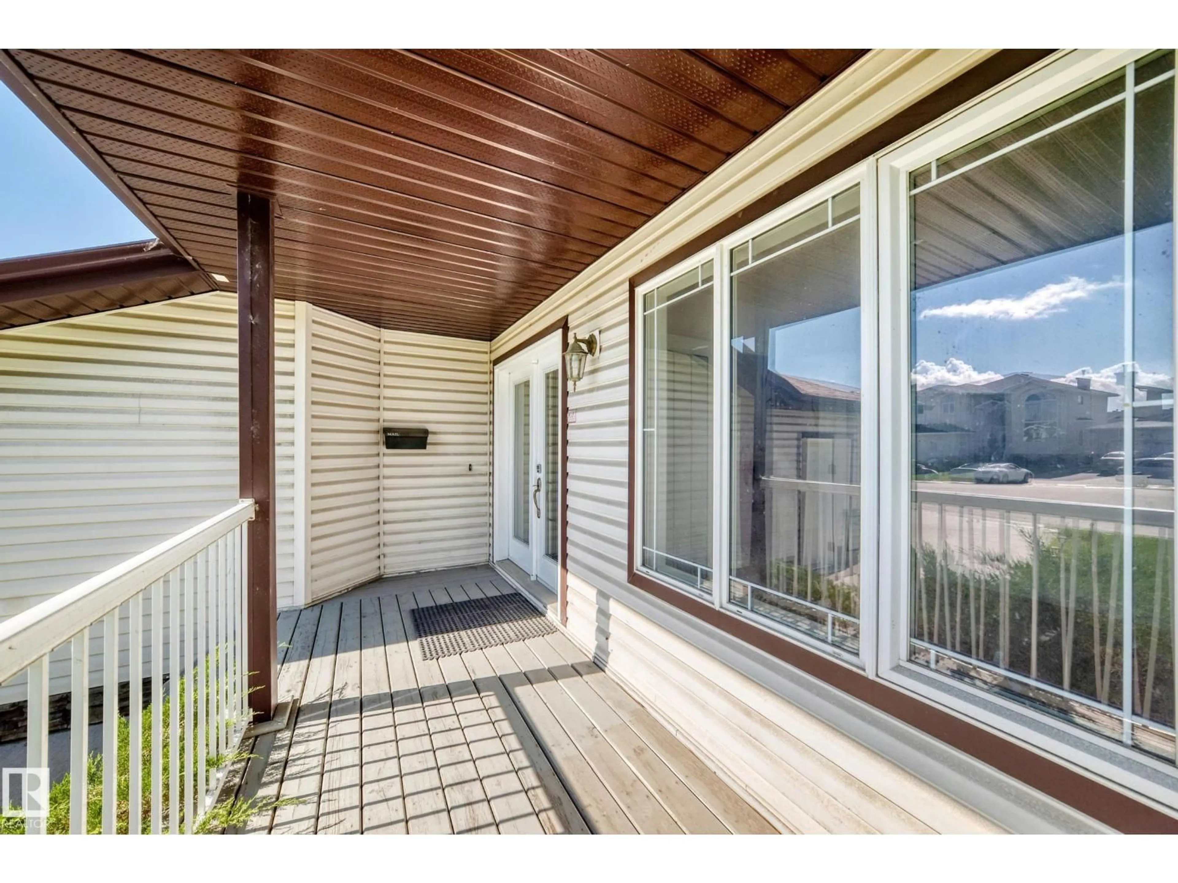 Unknown for 16616 70 ST NW, Edmonton Alberta T5Z3Z8