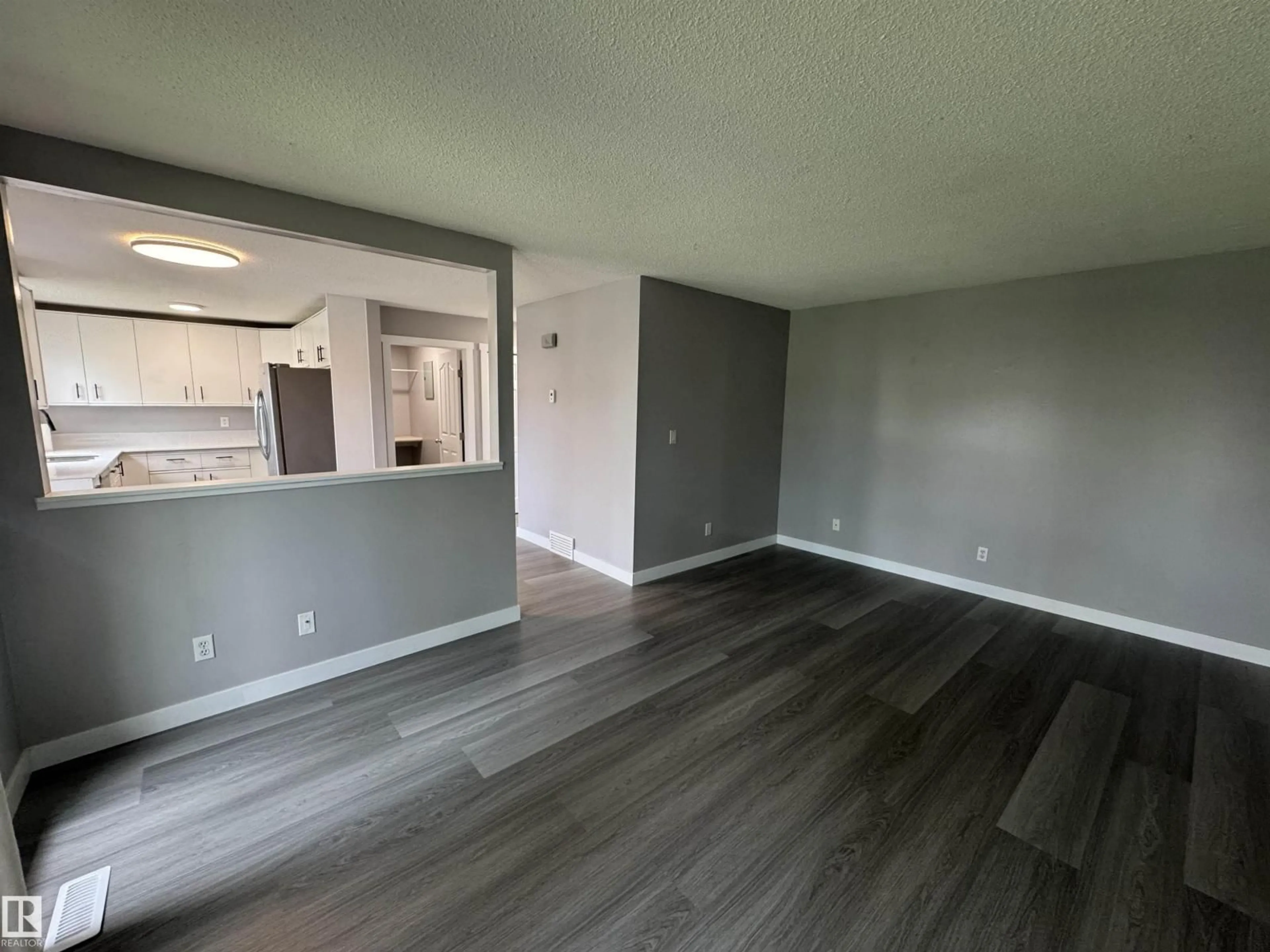 A pic of a room for NW - 6441 180 ST, Edmonton Alberta T5T2P3
