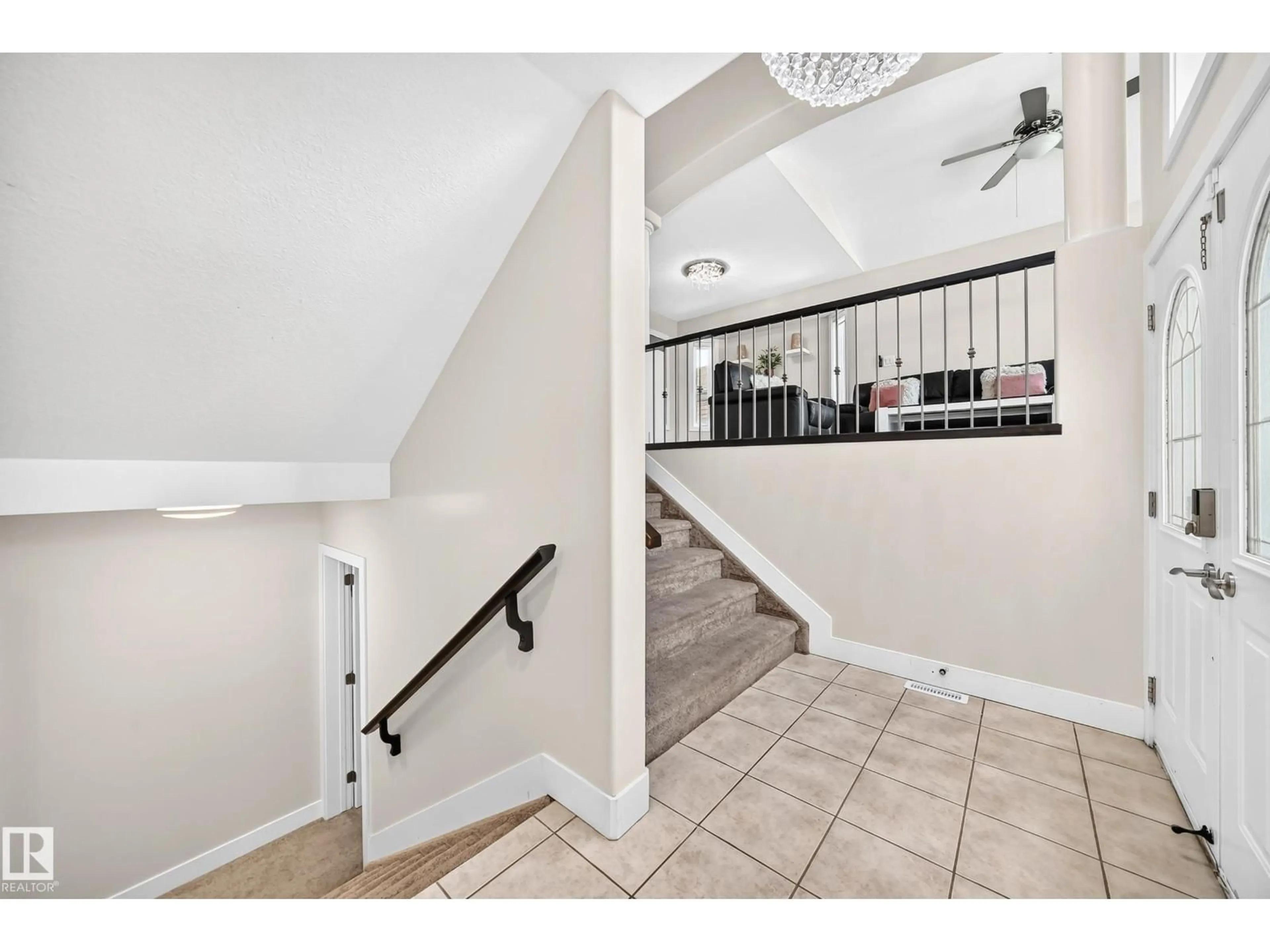 Unknown for NW - 16124 76 ST, Edmonton Alberta T5Z3R8