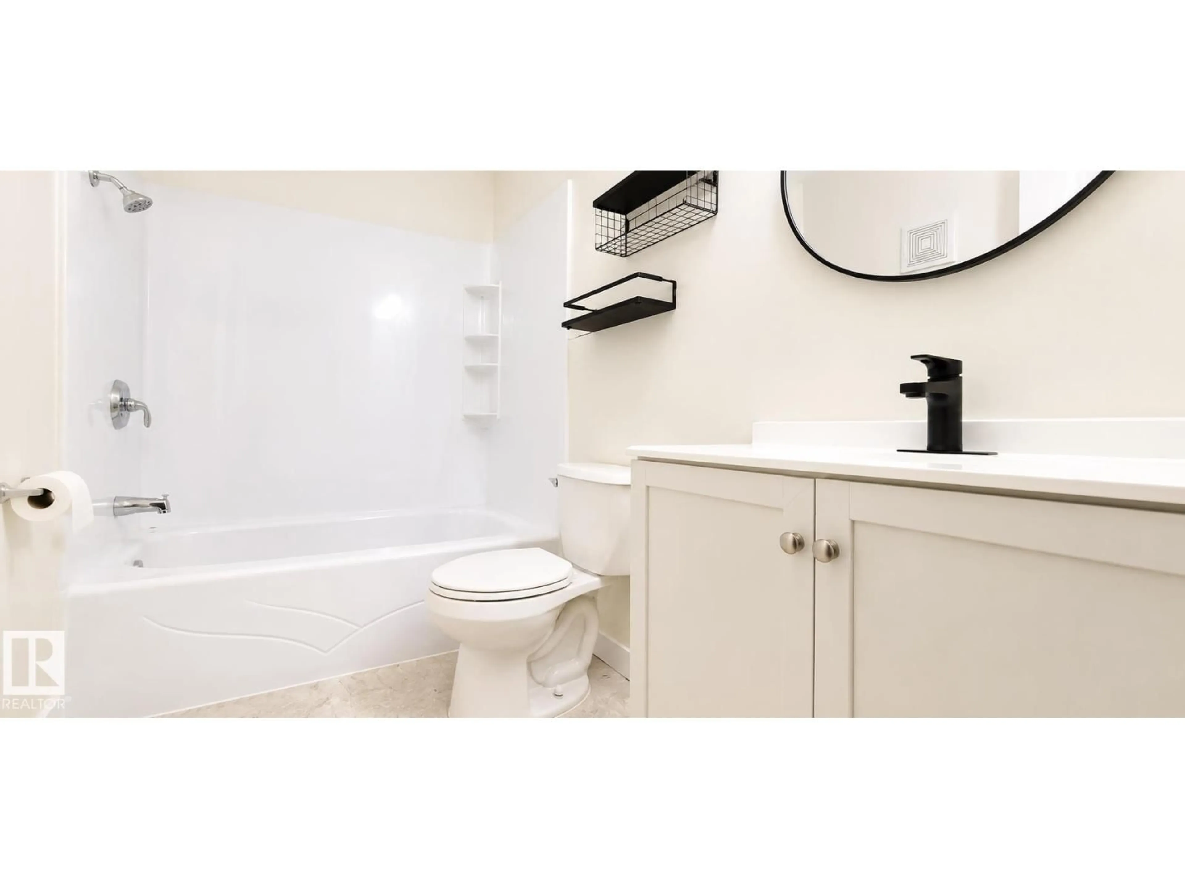Standard bathroom, ceramic/tile floor for 11907 81 ST, Edmonton Alberta T5B2S7