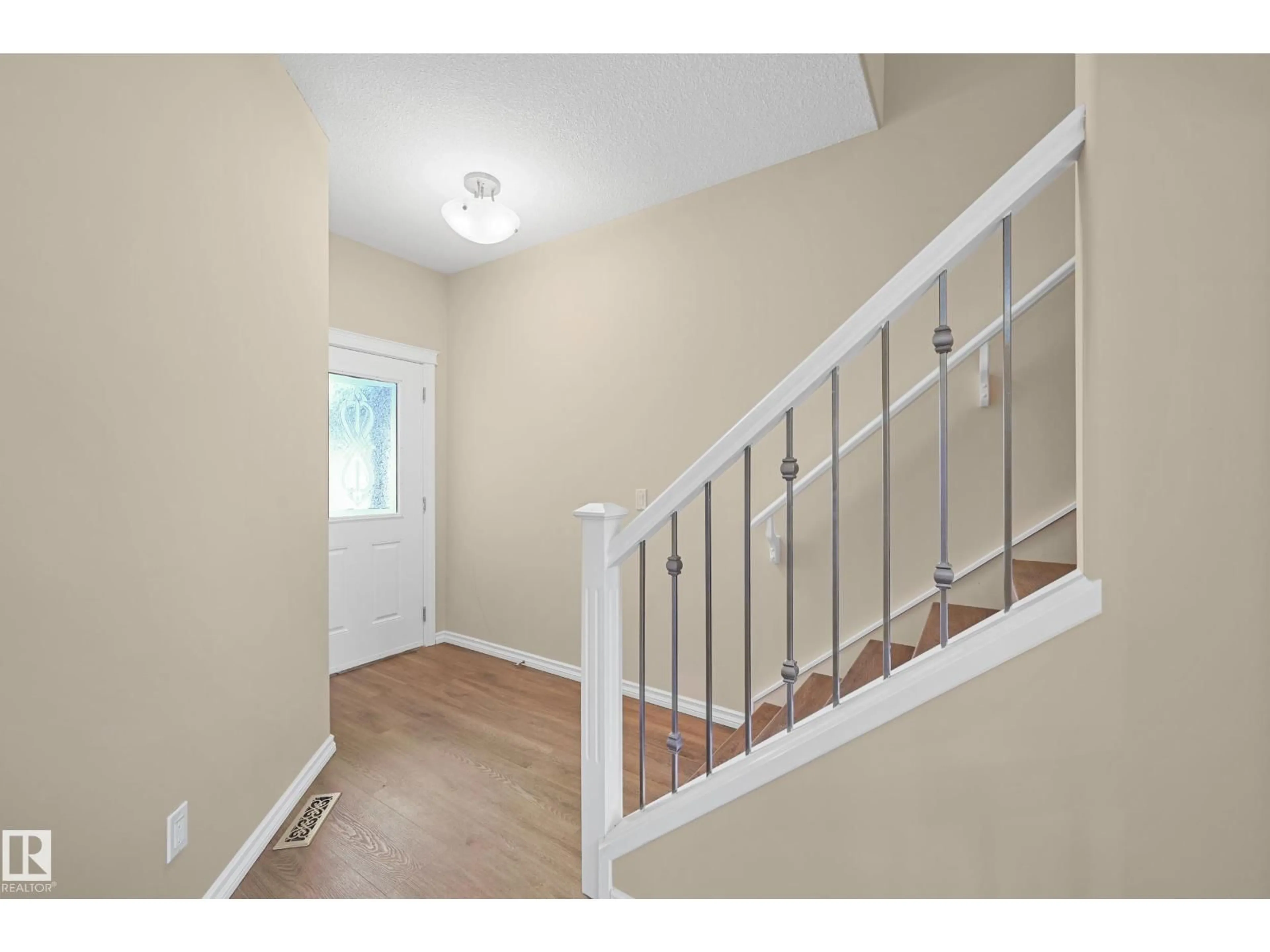 Unknown for SW - 11544 11 AV, Edmonton Alberta T6W1W8
