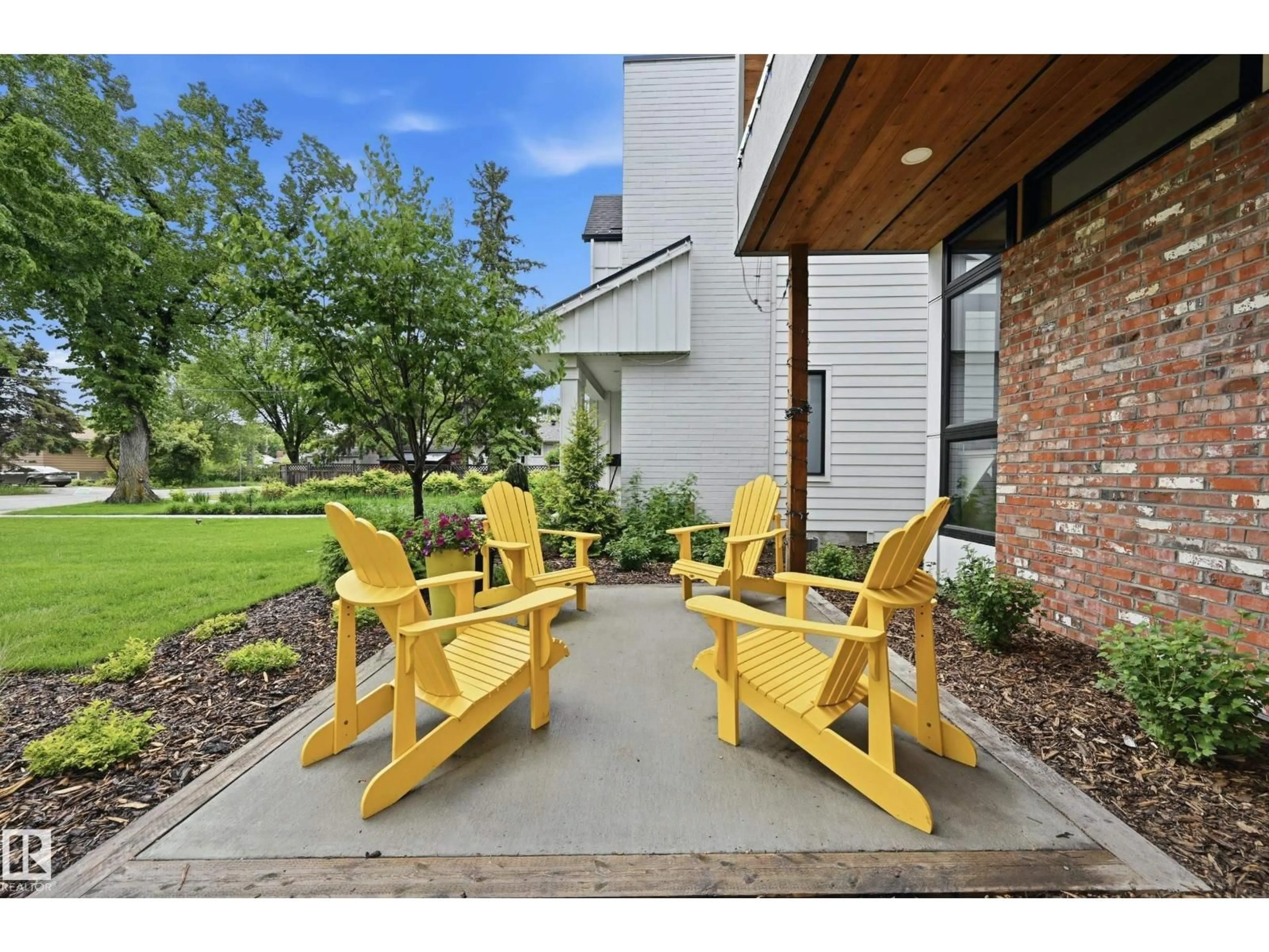 Patio, street for 8712 120 ST, Edmonton Alberta T6G1X3