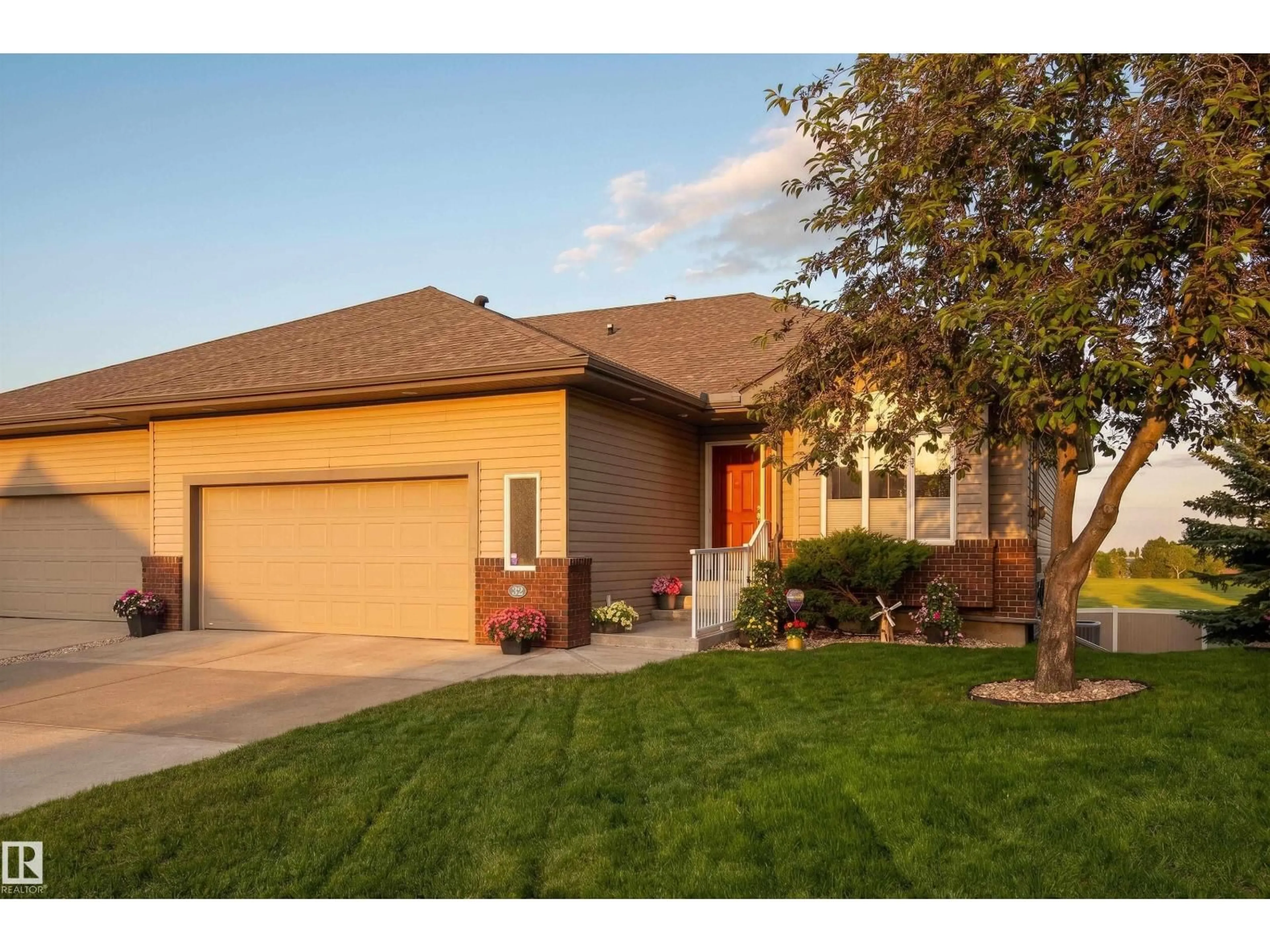Home with brick exterior material, street for 18 - 32 CHARLTON WY, Sherwood Park Alberta T8H2L6