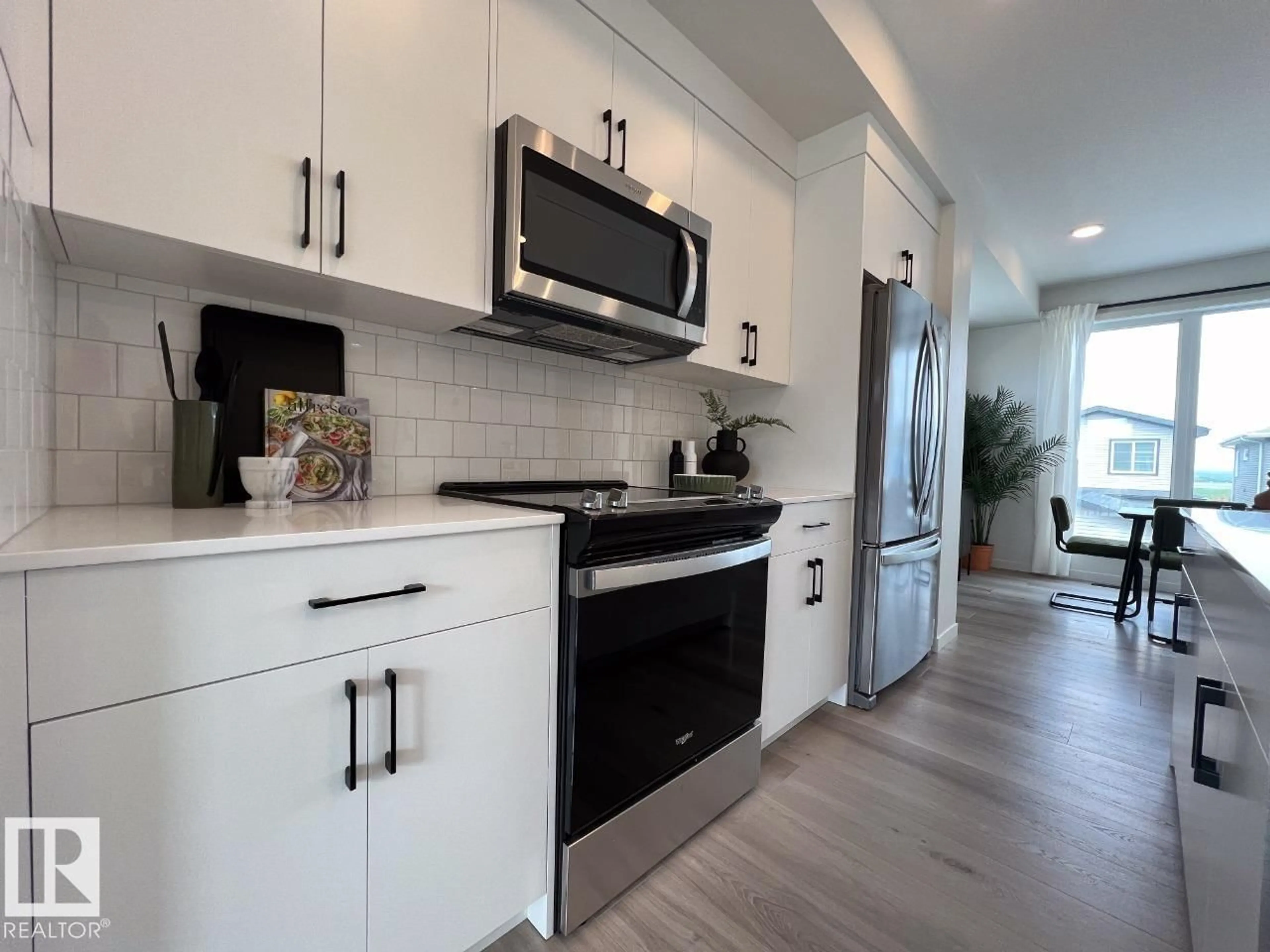 Open concept kitchen, ceramic/tile floor for 343 RANKIN DR, St. Albert Alberta T8N8C7
