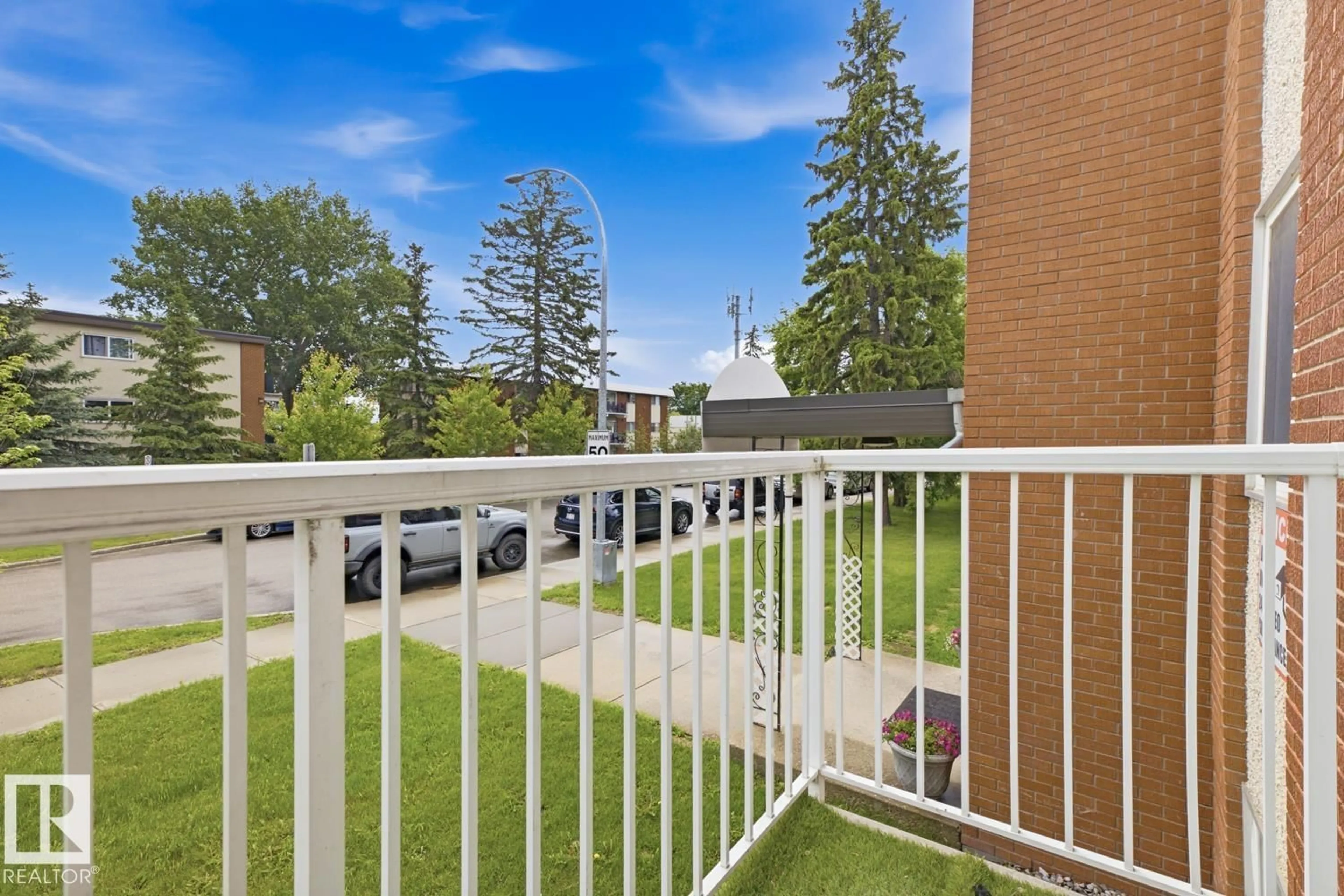 Unknown for #15 - 10164 150 ST NW, Edmonton Alberta T5P1P1