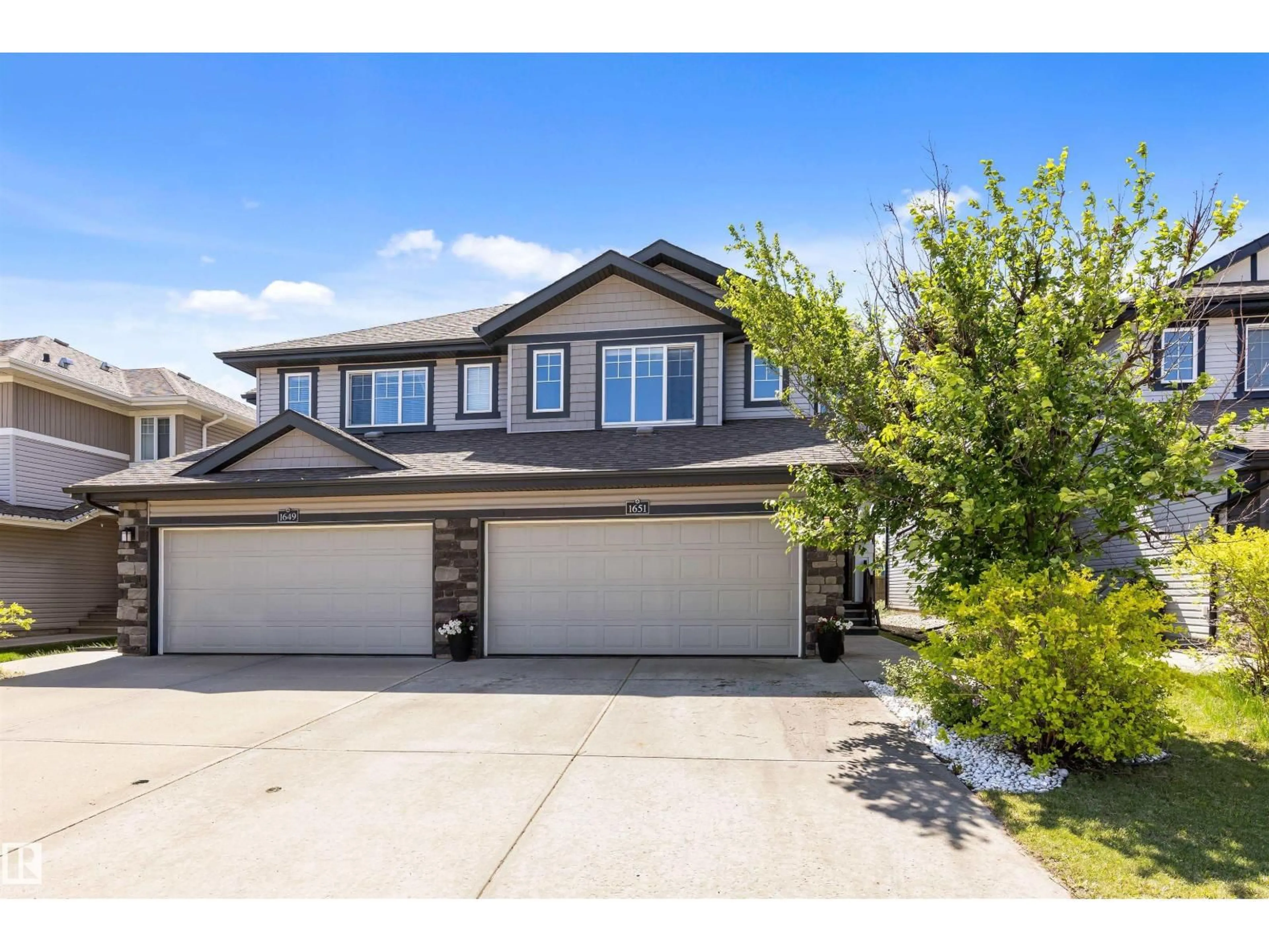 Unknown for 1651 HAMMOND CR, Edmonton Alberta T6M0L8