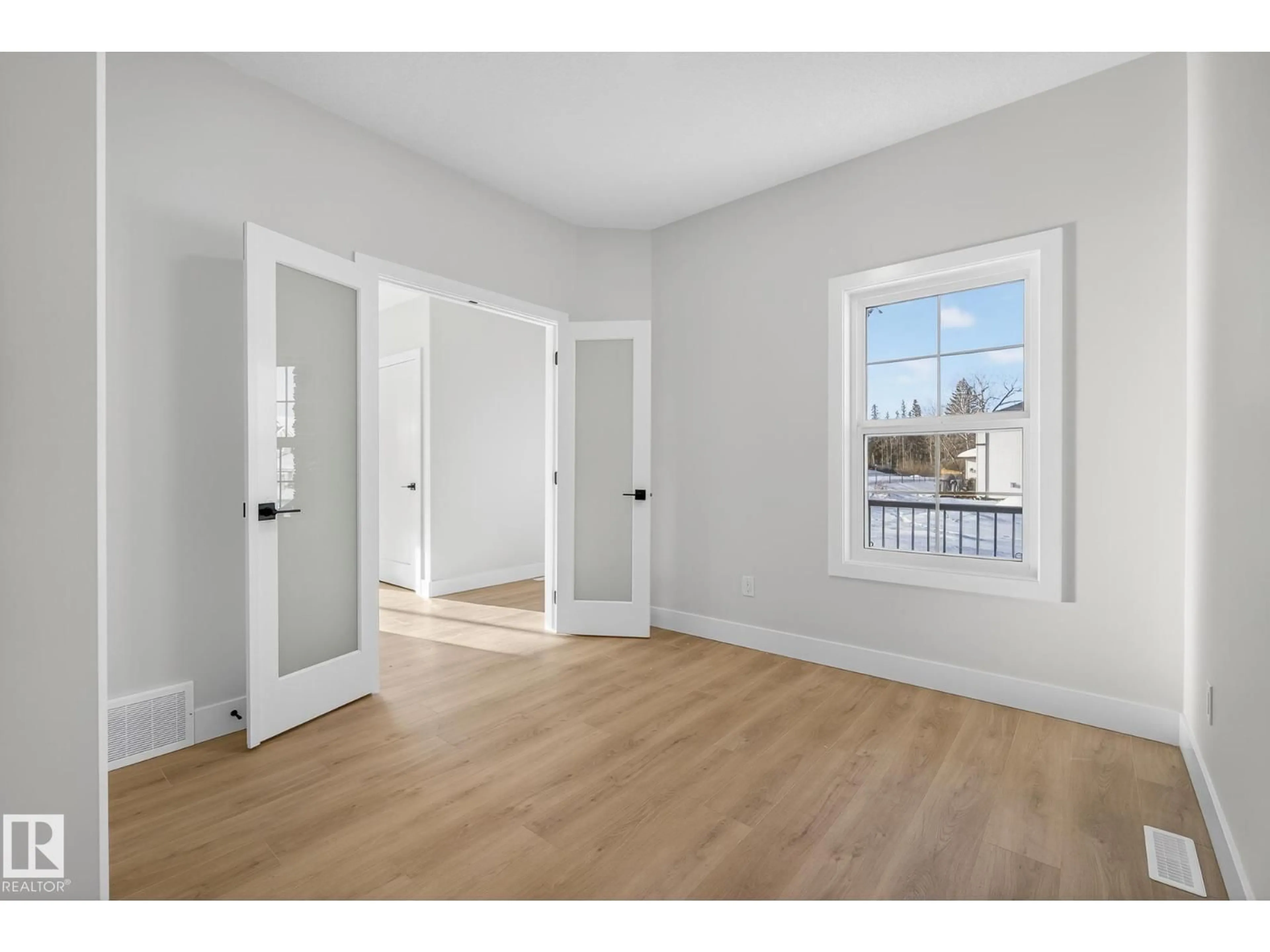 A pic of a room for 72 HEMINGWAY CR, Spruce Grove Alberta T7X2L6