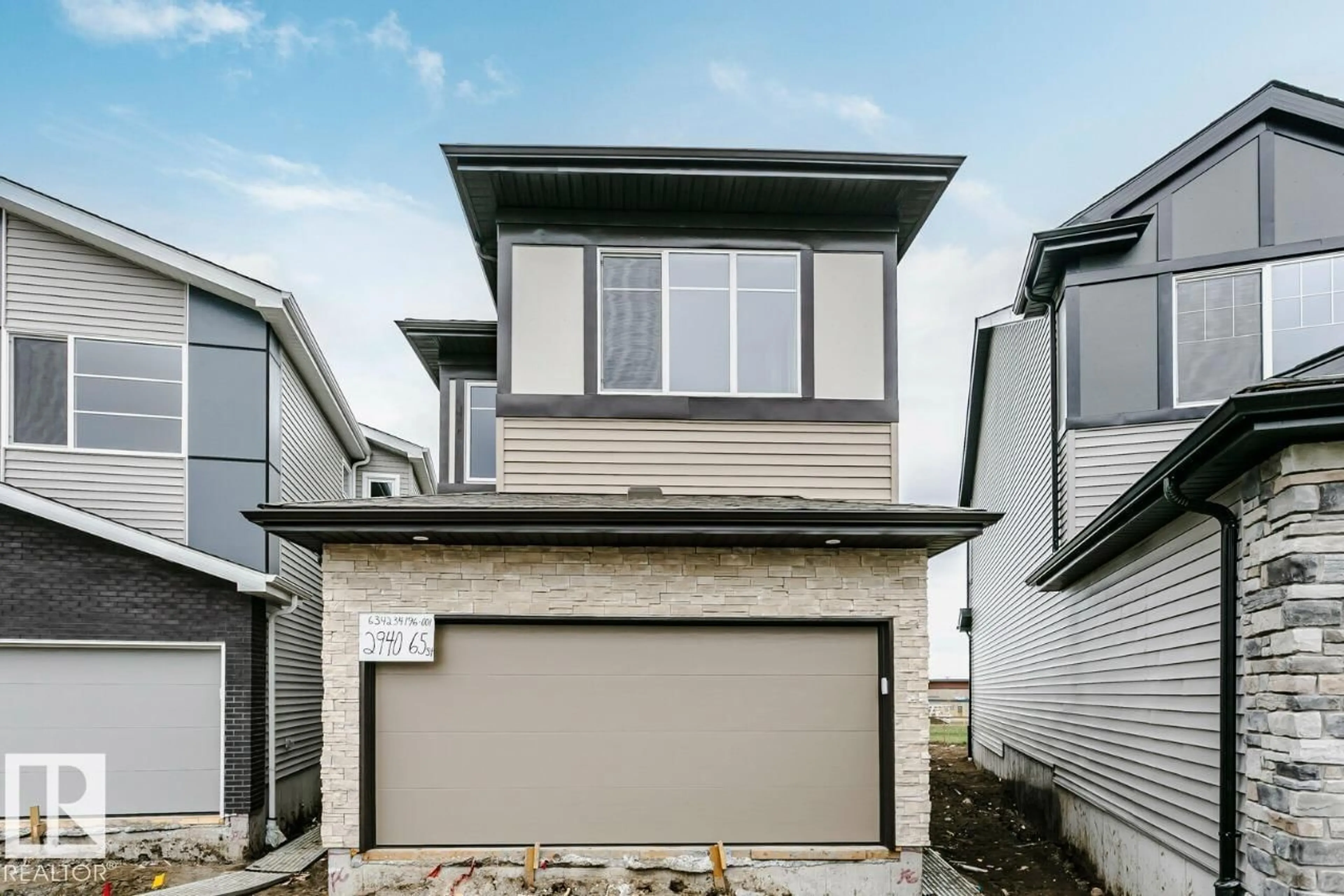 Unknown for 2940 65 ST, Edmonton Alberta T6X2Z3