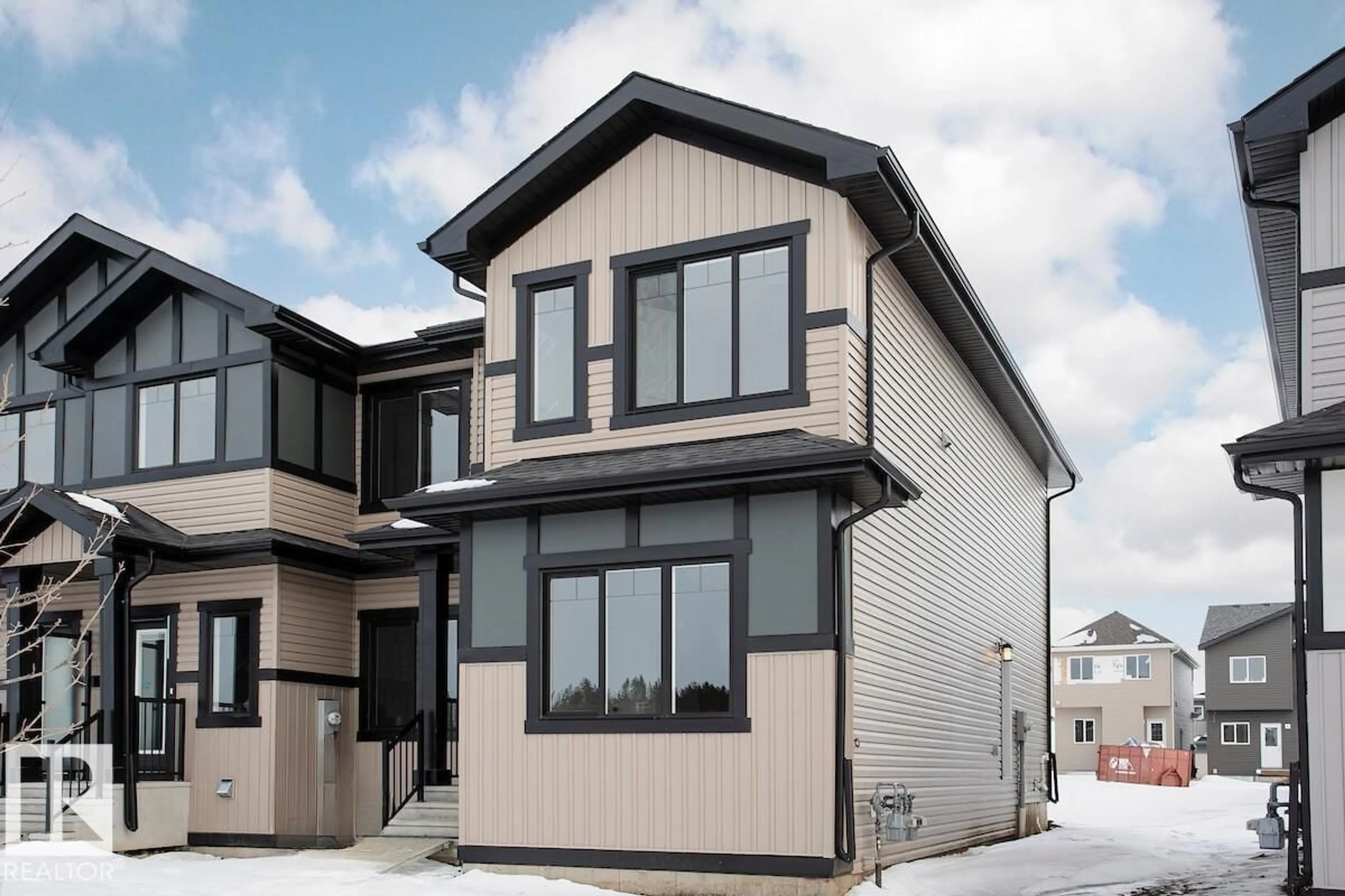 Home with vinyl exterior material, street for 322 HAWTHORN WY, Leduc Alberta T9E8S8