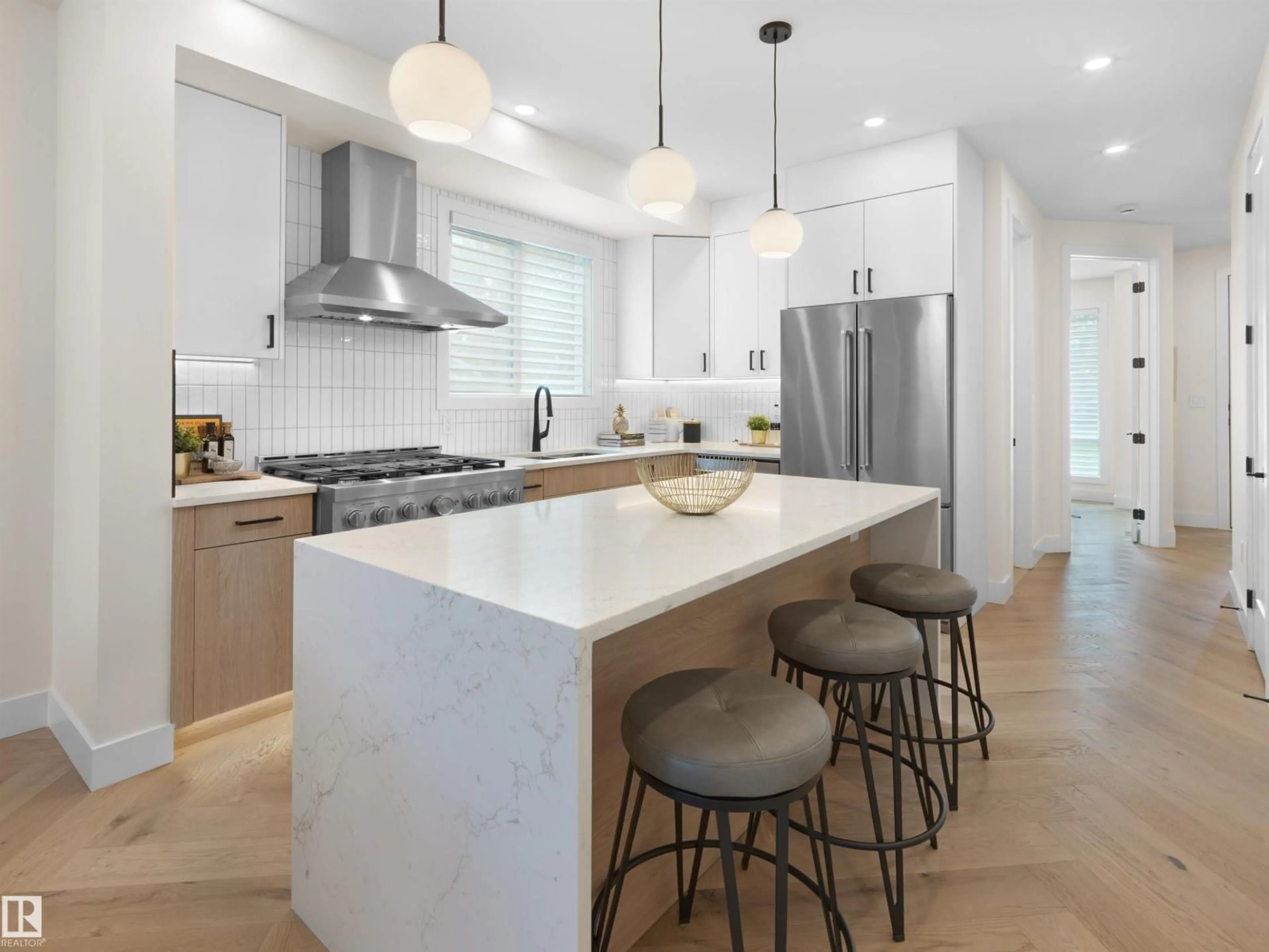 Contemporary kitchen, ceramic/tile floor for 8134 77 AV, Edmonton Alberta T6C0L2
