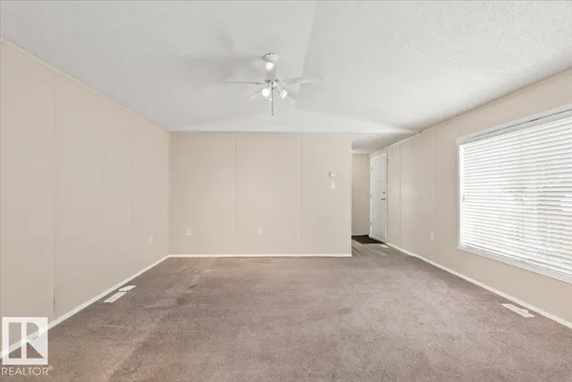 96 WILLOW PARK ES, Leduc 3