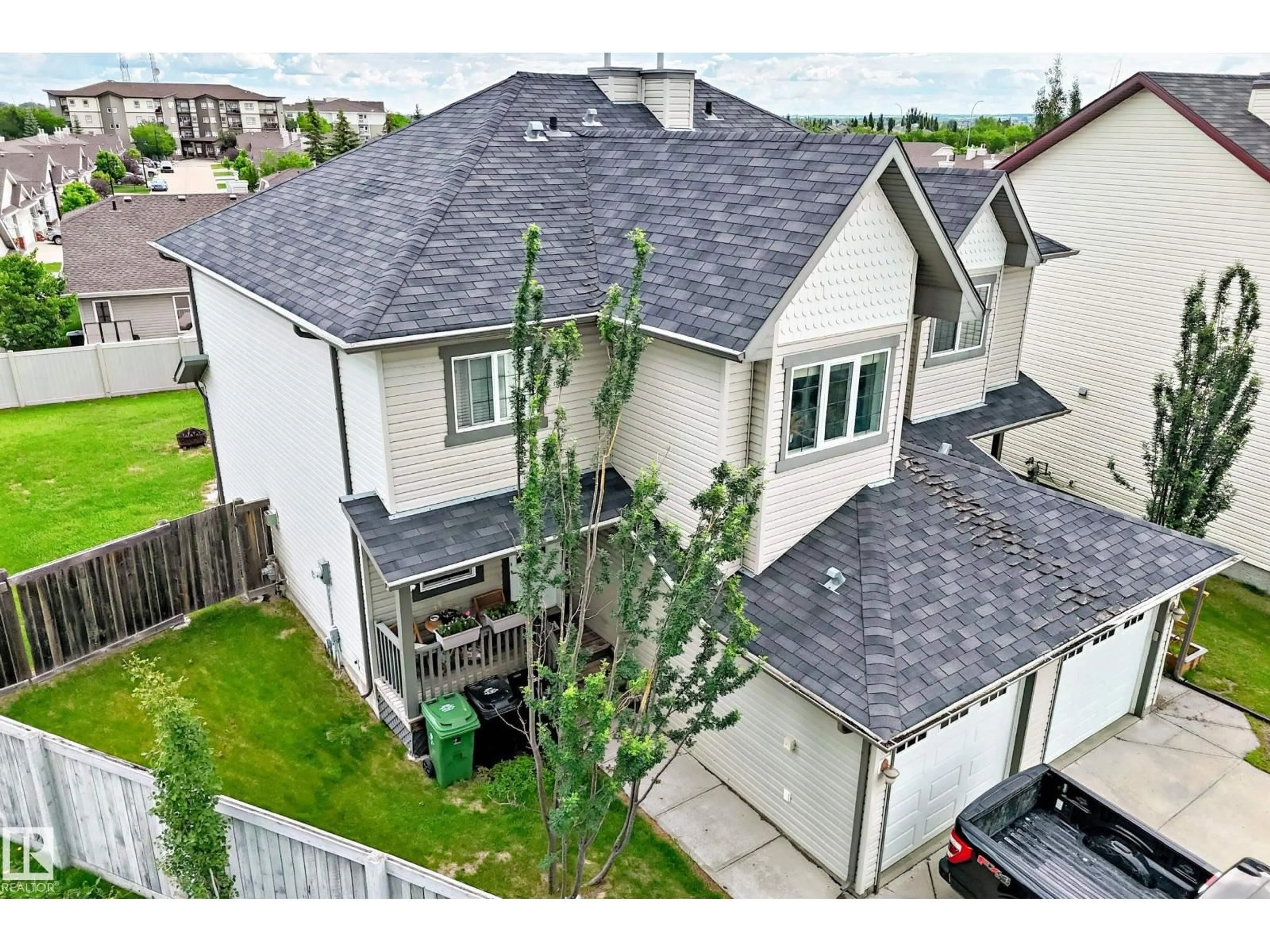 A pic from outside/outdoor area/front of a property/back of a property/a pic from drone, unknown for 129 GALLOWAY WD, Fort Saskatchewan Alberta T8L0B9