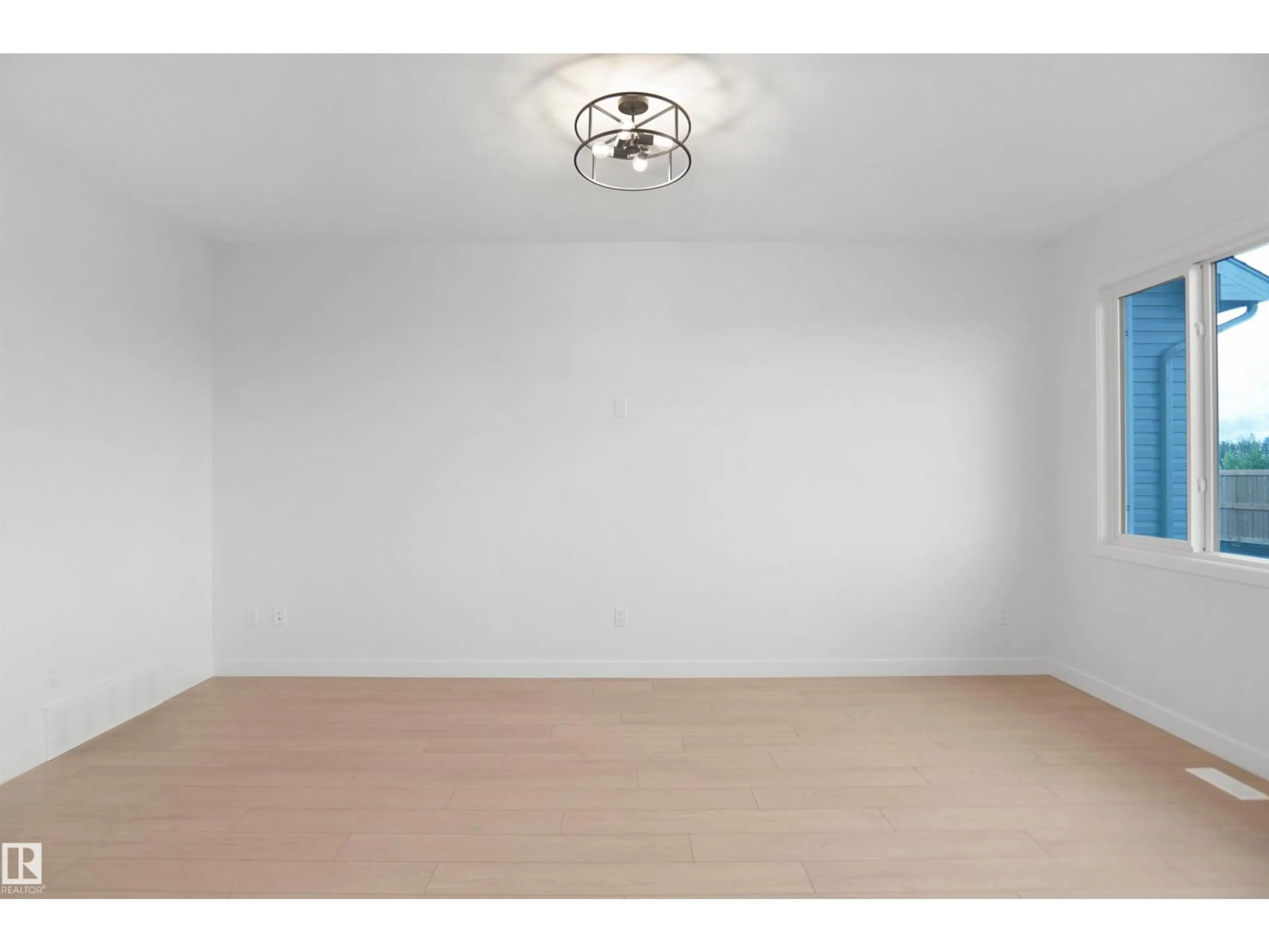 A pic of a room for NW - 20928 16 AV, Edmonton Alberta T6W5G7
