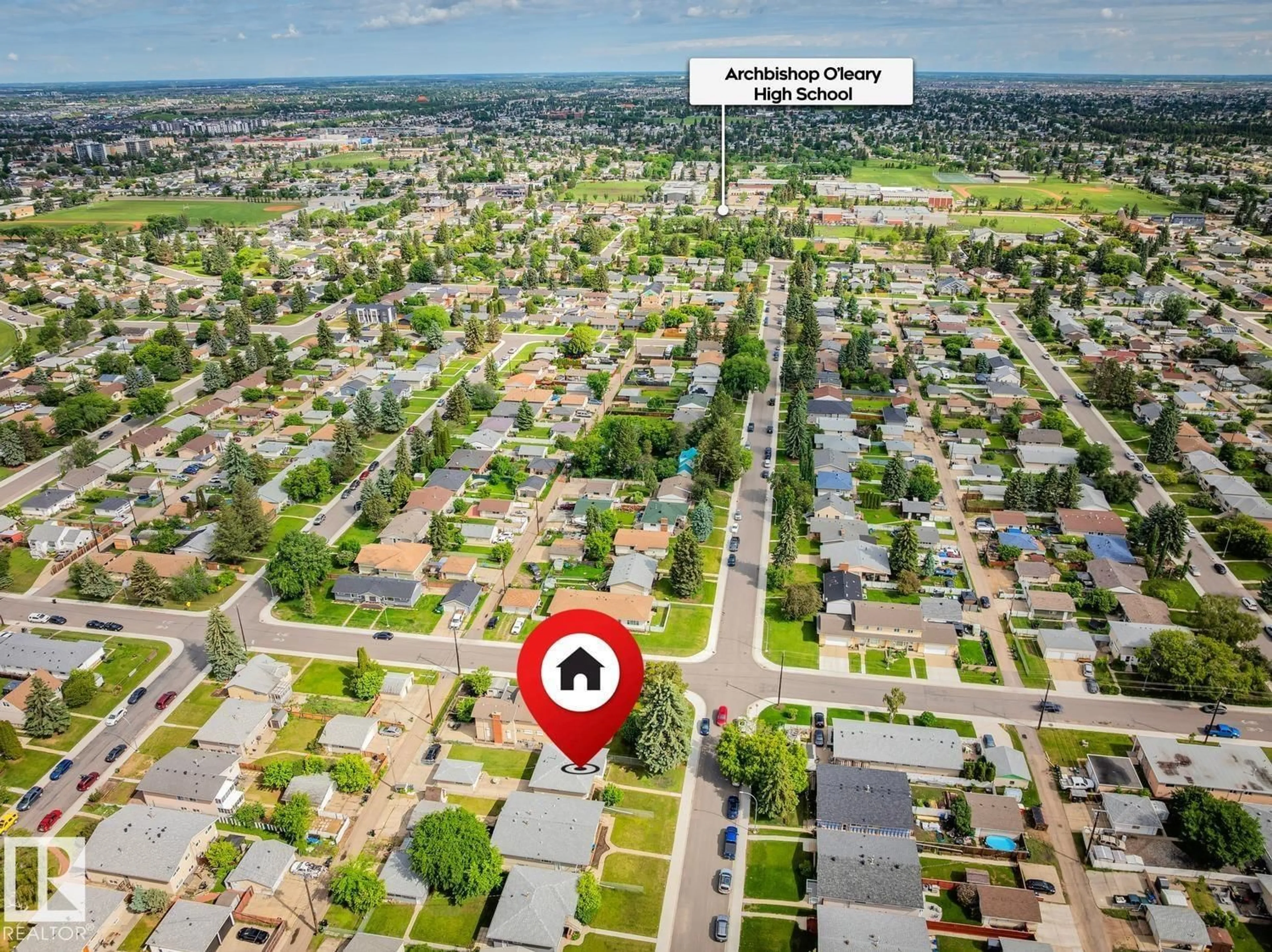 A pic from outside/outdoor area/front of a property/back of a property/a pic from drone, street for 12738 88 ST, Edmonton Alberta T5E3H1