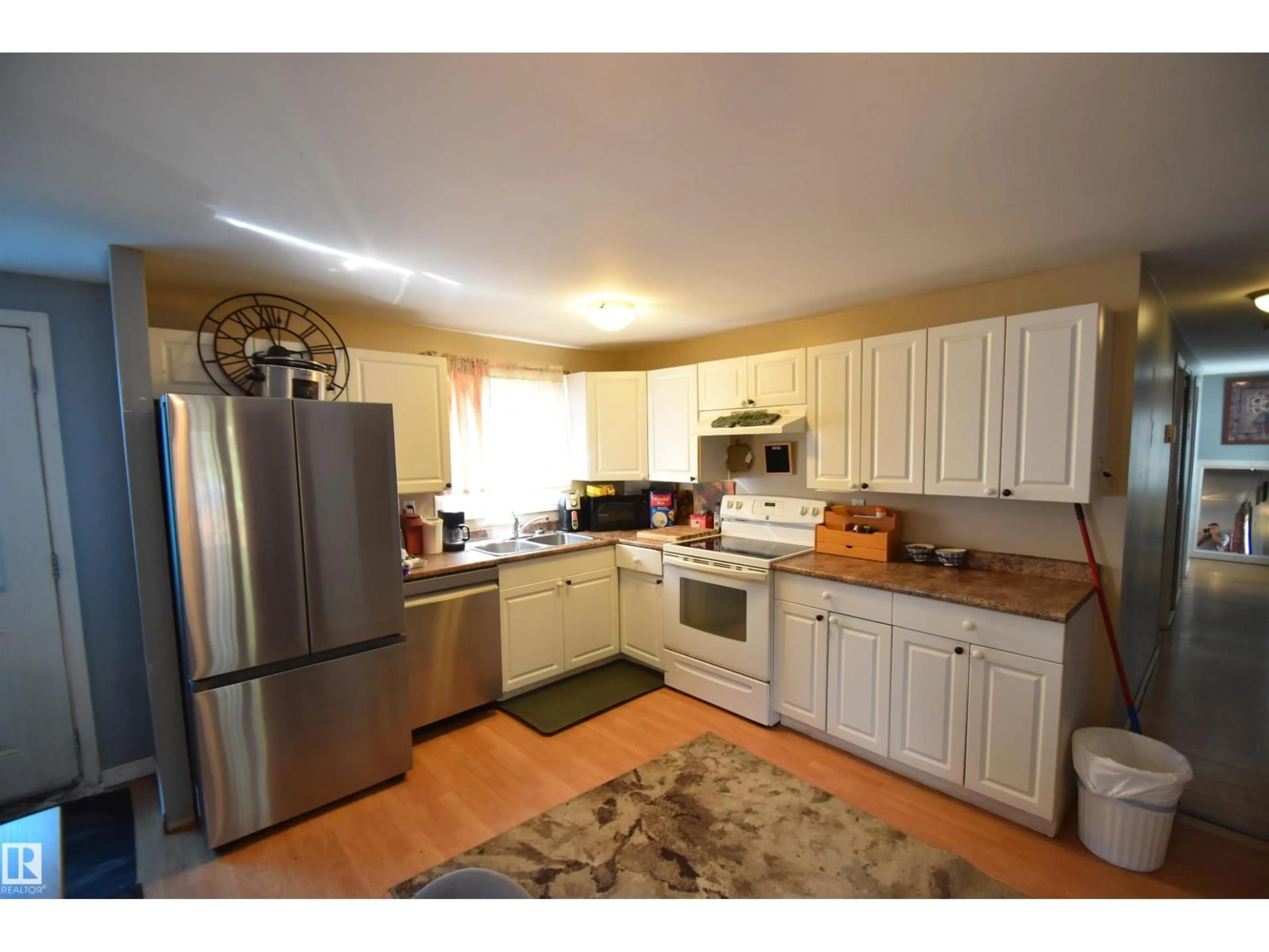 Standard kitchen, unknown for 5414 54 STREET, St. Paul Town Alberta T0A3A3