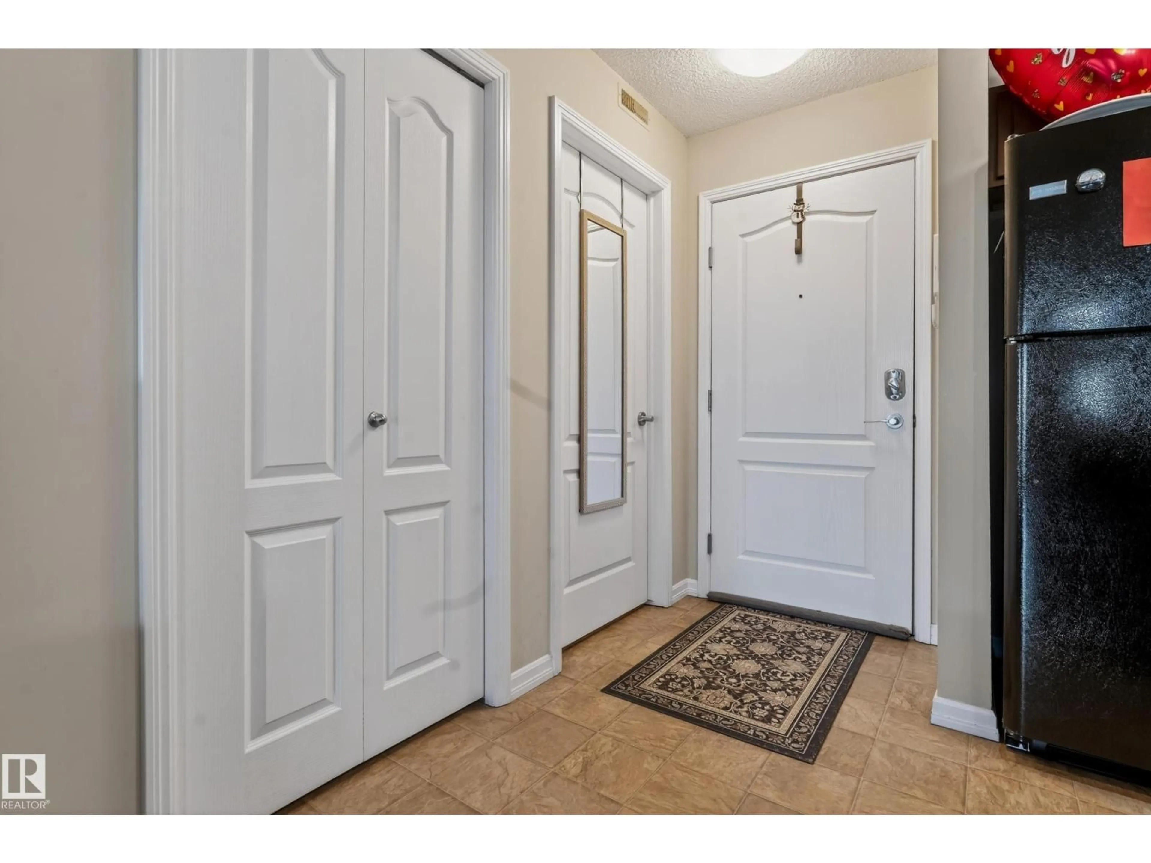 Indoor entryway for #419 - 271 CHARLOTTE WY, Sherwood Park Alberta T8H0N9