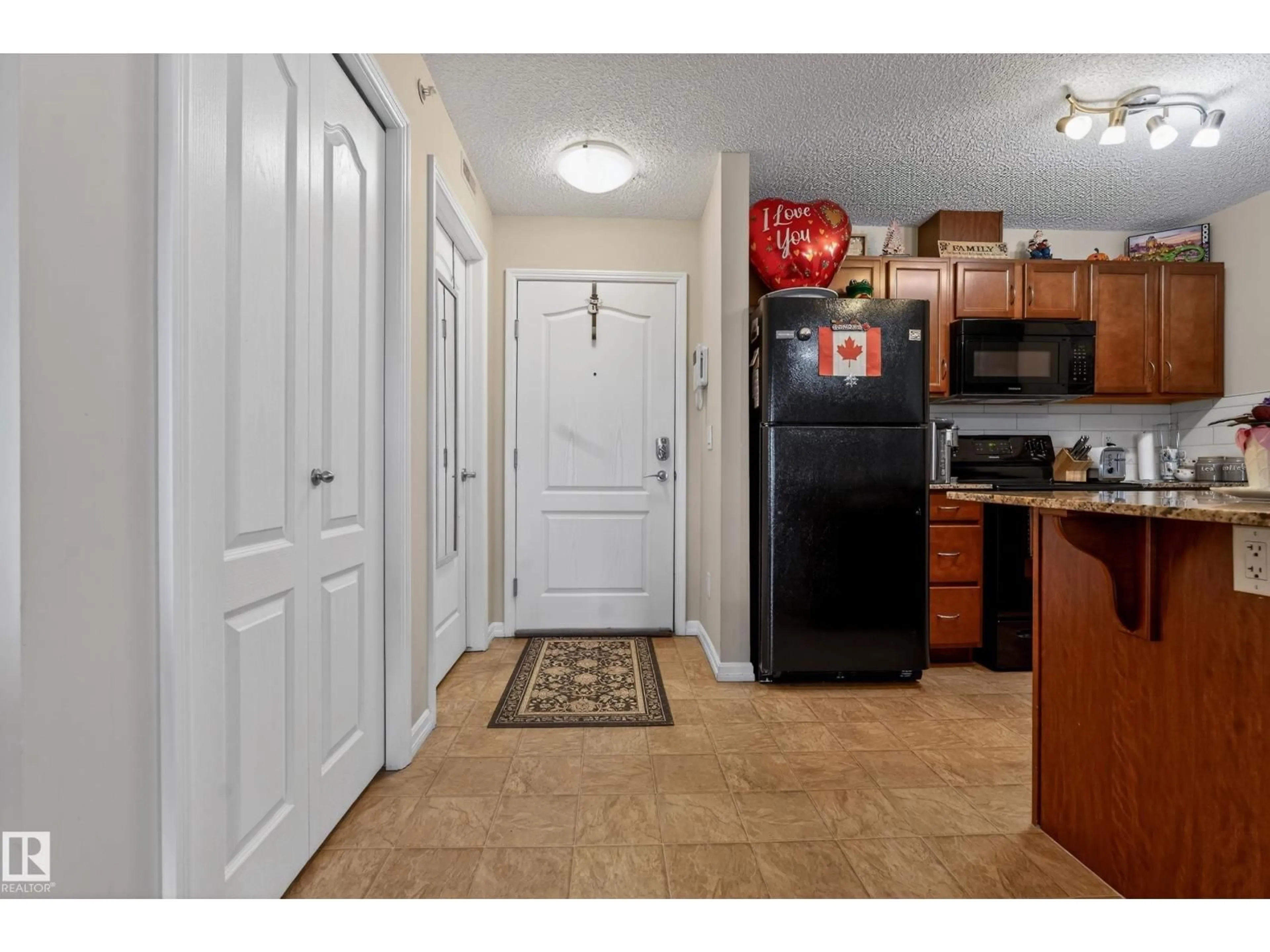 Indoor entryway for #419 - 271 CHARLOTTE WY, Sherwood Park Alberta T8H0N9