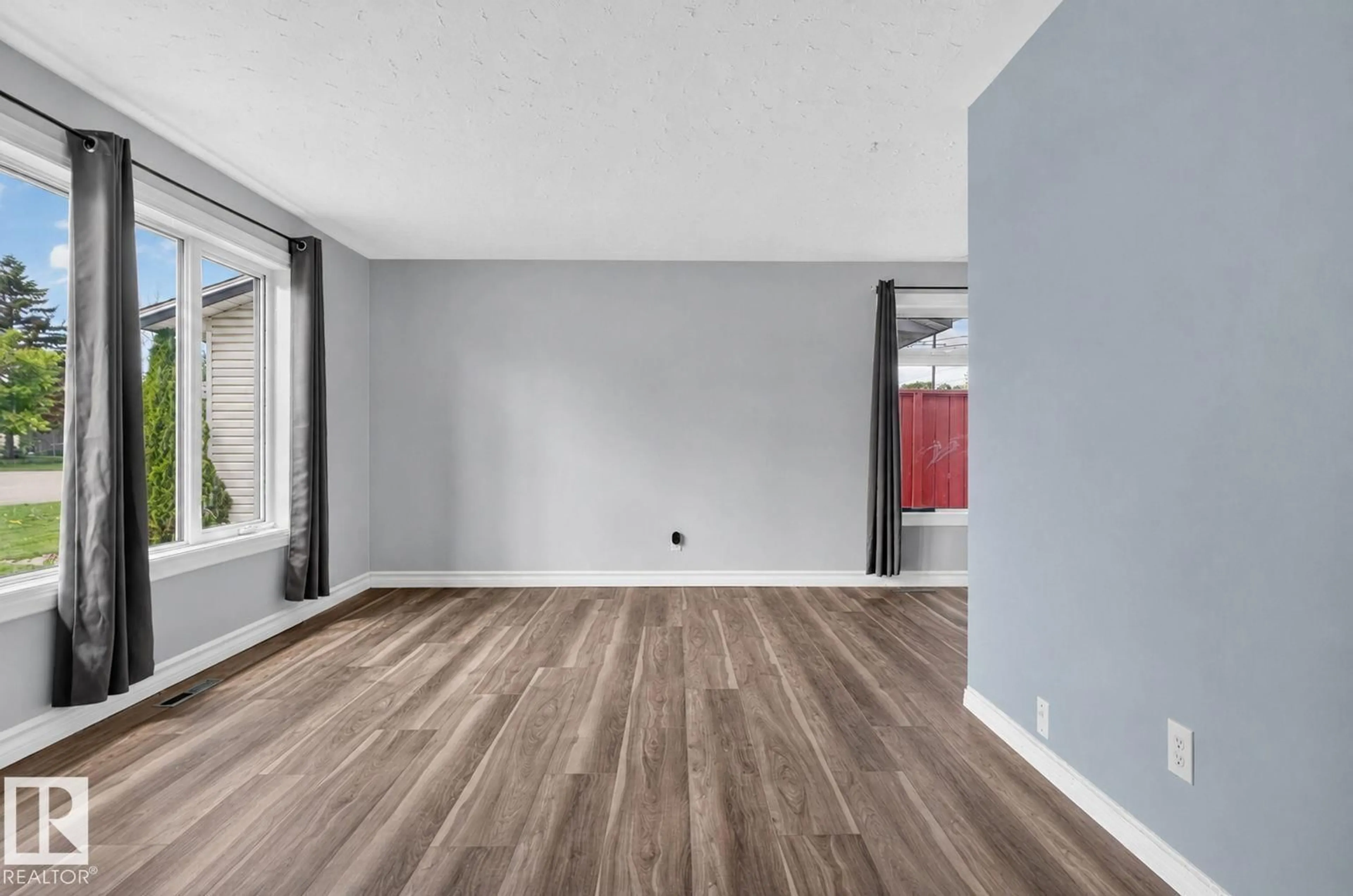 Unknown for 13431 109 ST, Edmonton Alberta T5E4Y6