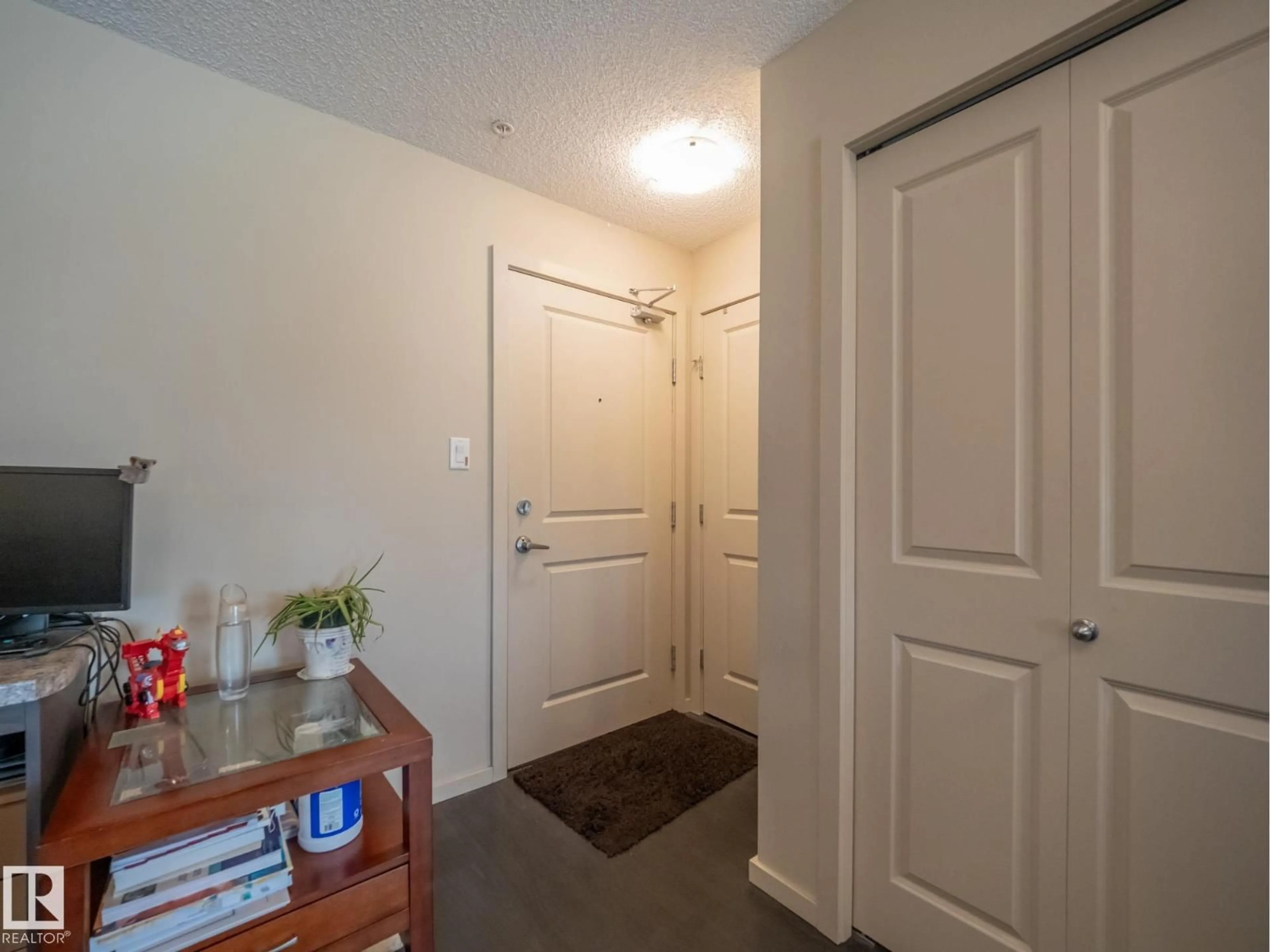 Indoor entryway for 1196 - 360 HYNDMAN RD S, Edmonton Alberta T5A0X8