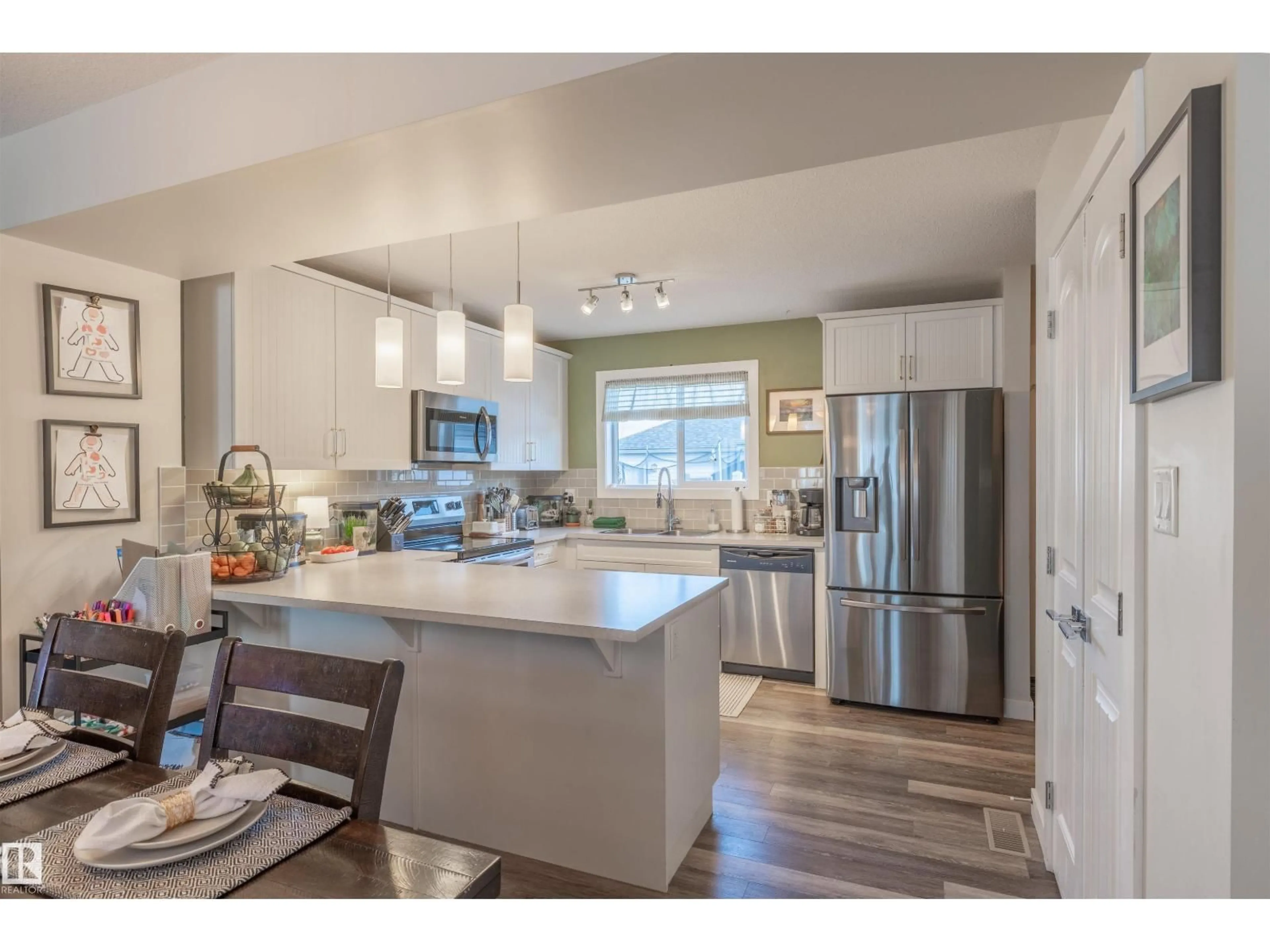 Open concept kitchen, unknown for 565 CHAPPELLE DR, Edmonton Alberta T6W2B5