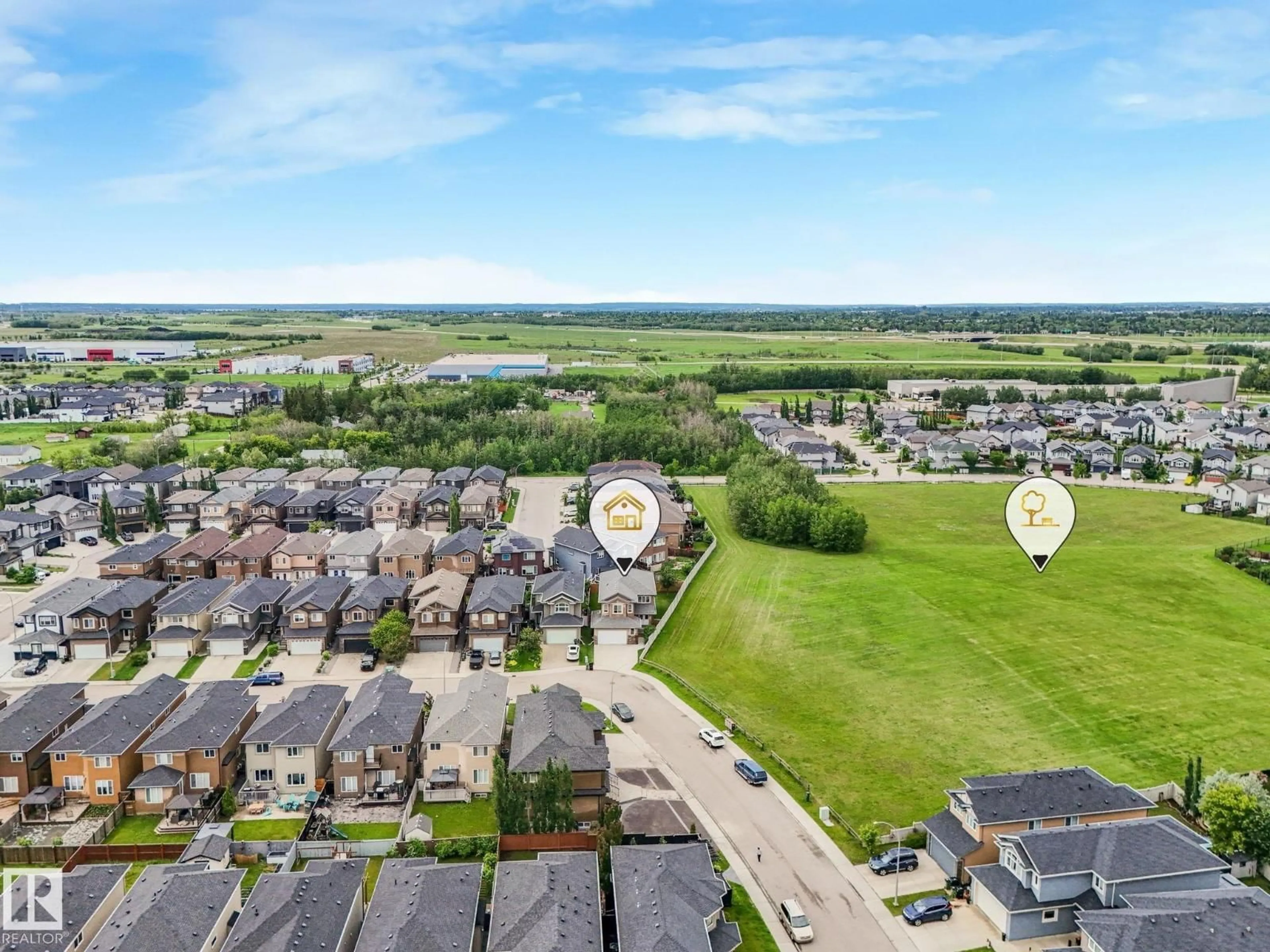 A pic from outside/outdoor area/front of a property/back of a property/a pic from drone, unknown for NW - 16268 137 ST, Edmonton Alberta T6V0J7