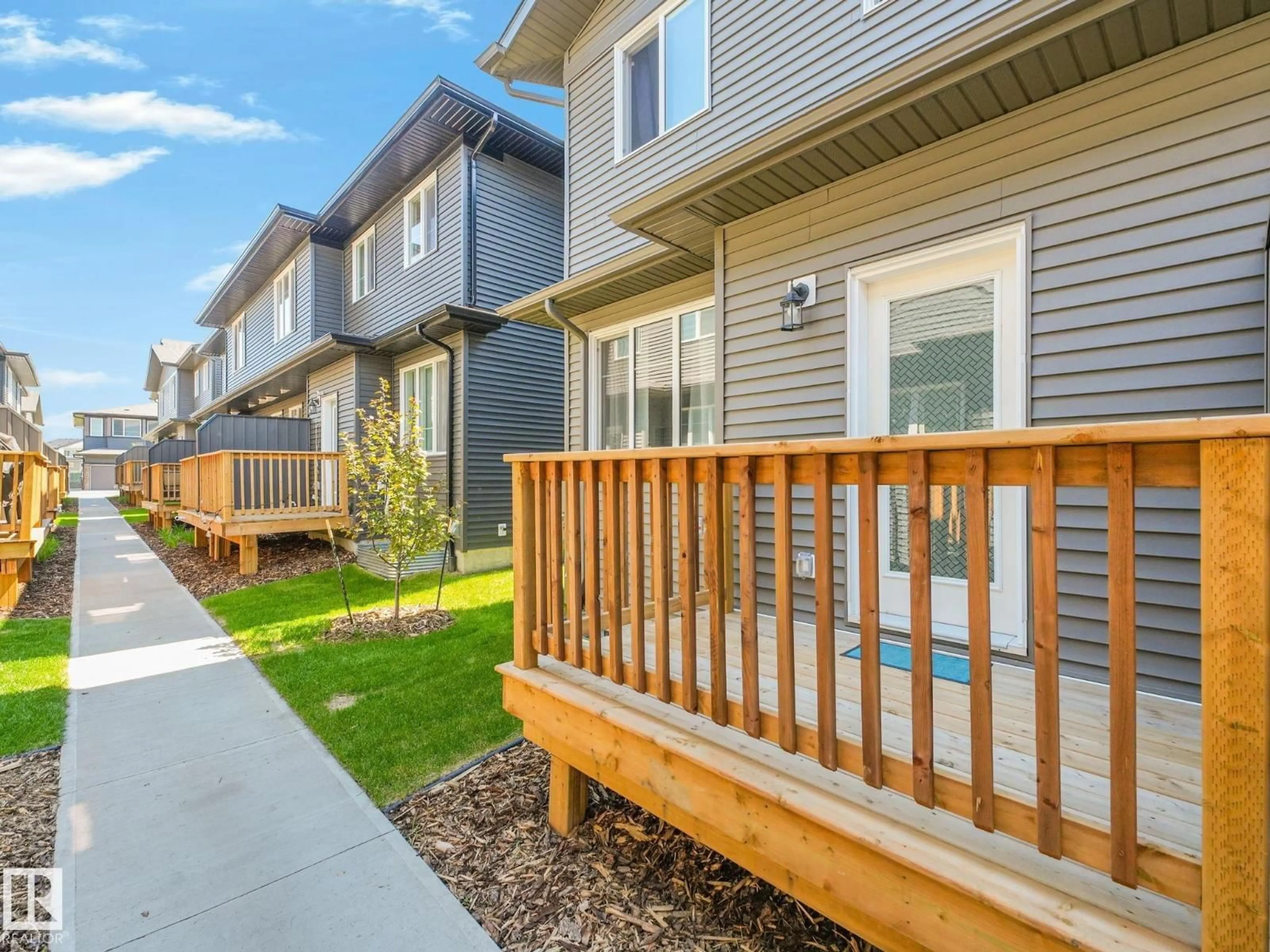 Patio, street for #30 - 2710 66 ST, Edmonton Alberta T6X3H4