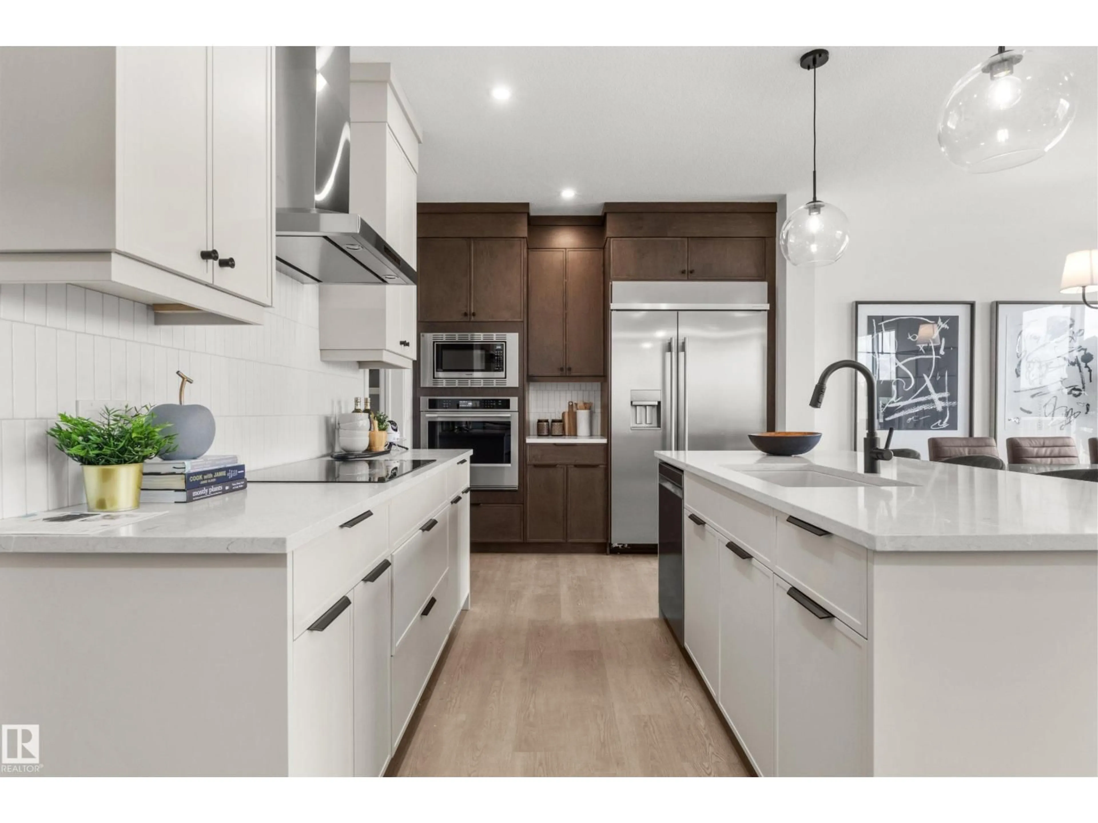 Contemporary kitchen, unknown for SW - 12528 34 AV, Edmonton Alberta T6W5G1