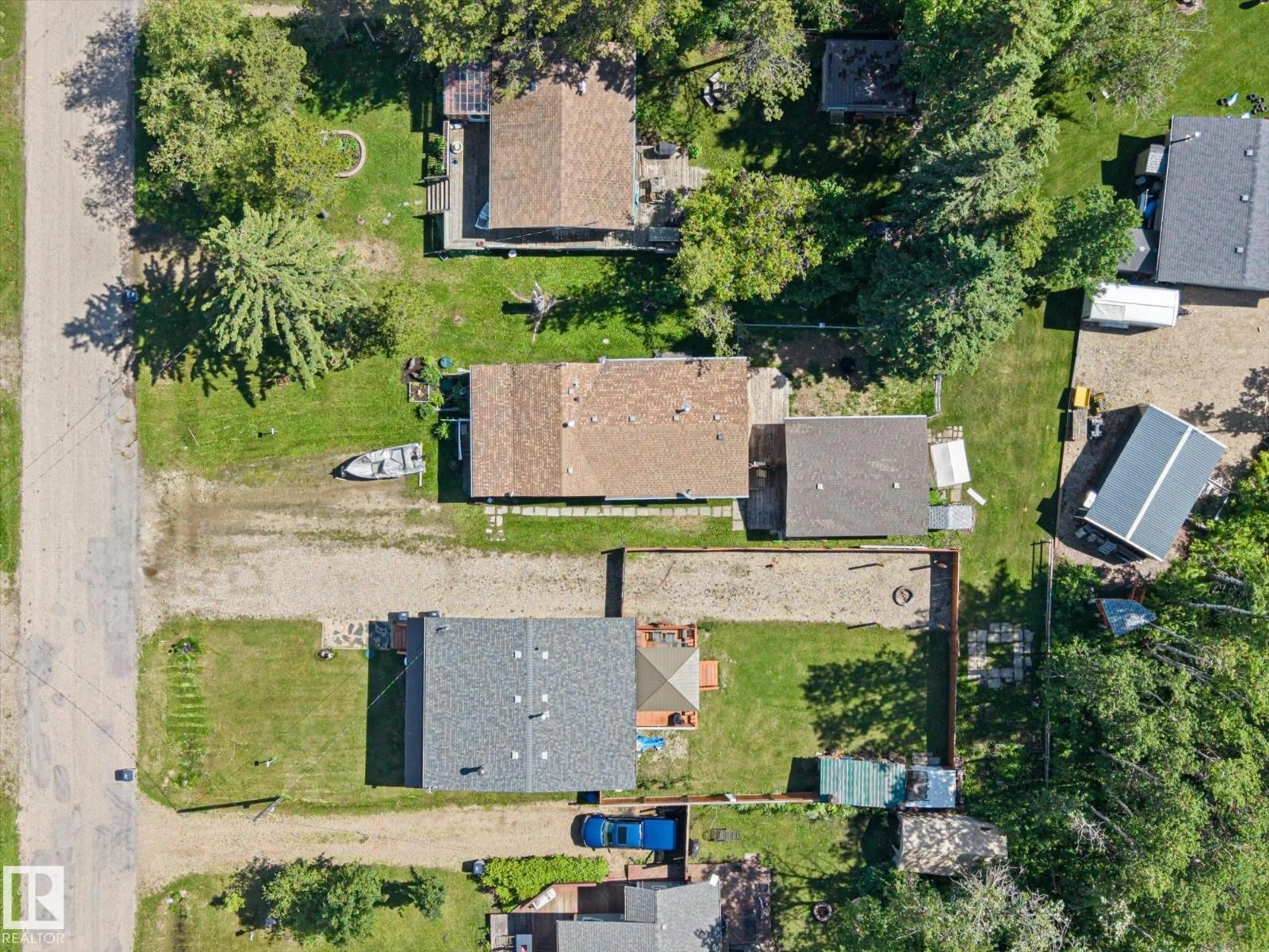 A pic from outside/outdoor area/front of a property/back of a property/a pic from drone, street for 337 CRYSTAL SPRINGS, Rural Wetaskiwin County Alberta T0C2V0