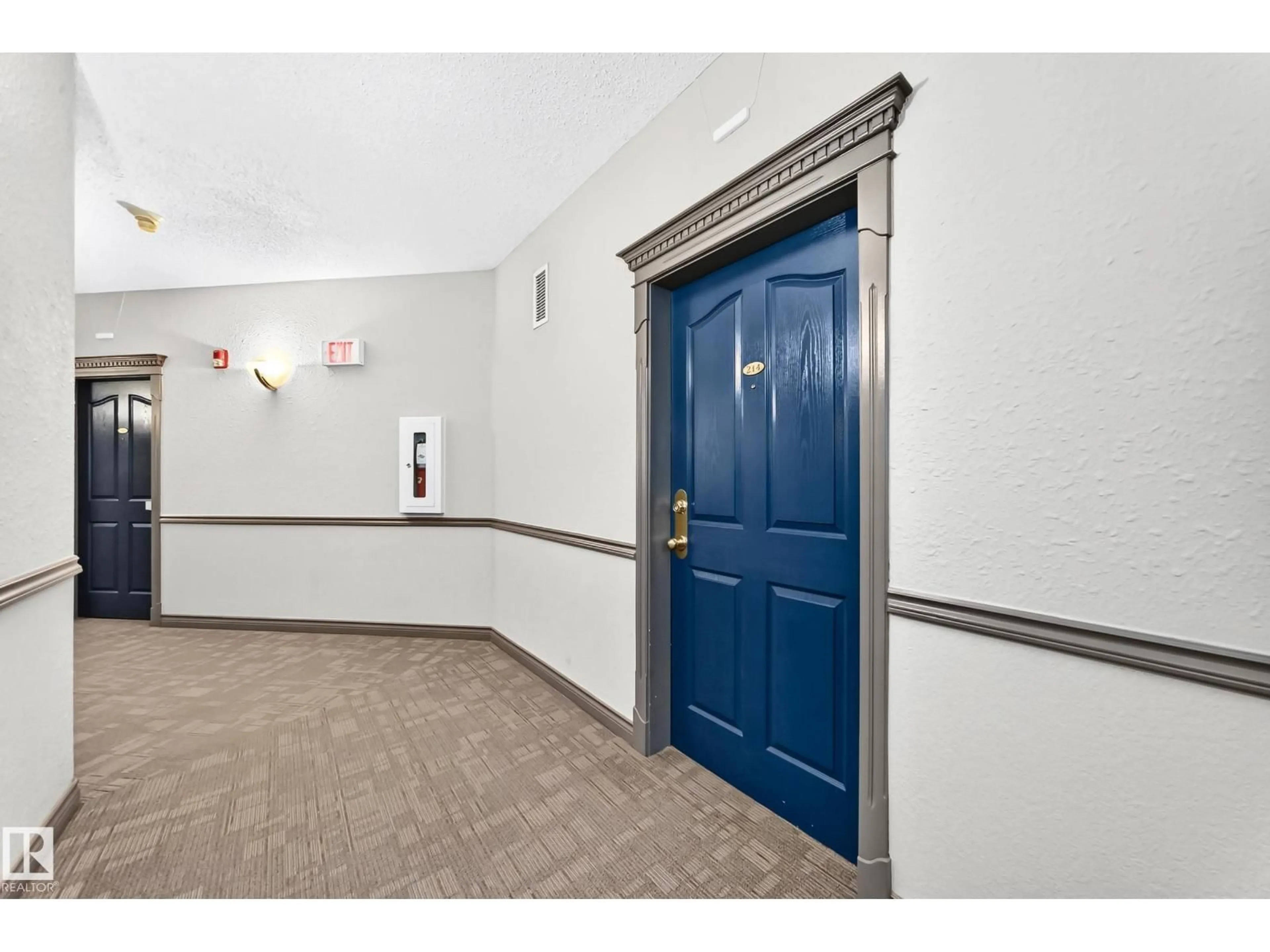 Indoor foyer for #214 - 2903 RABBIT HILL RD, Edmonton Alberta T6R3A3