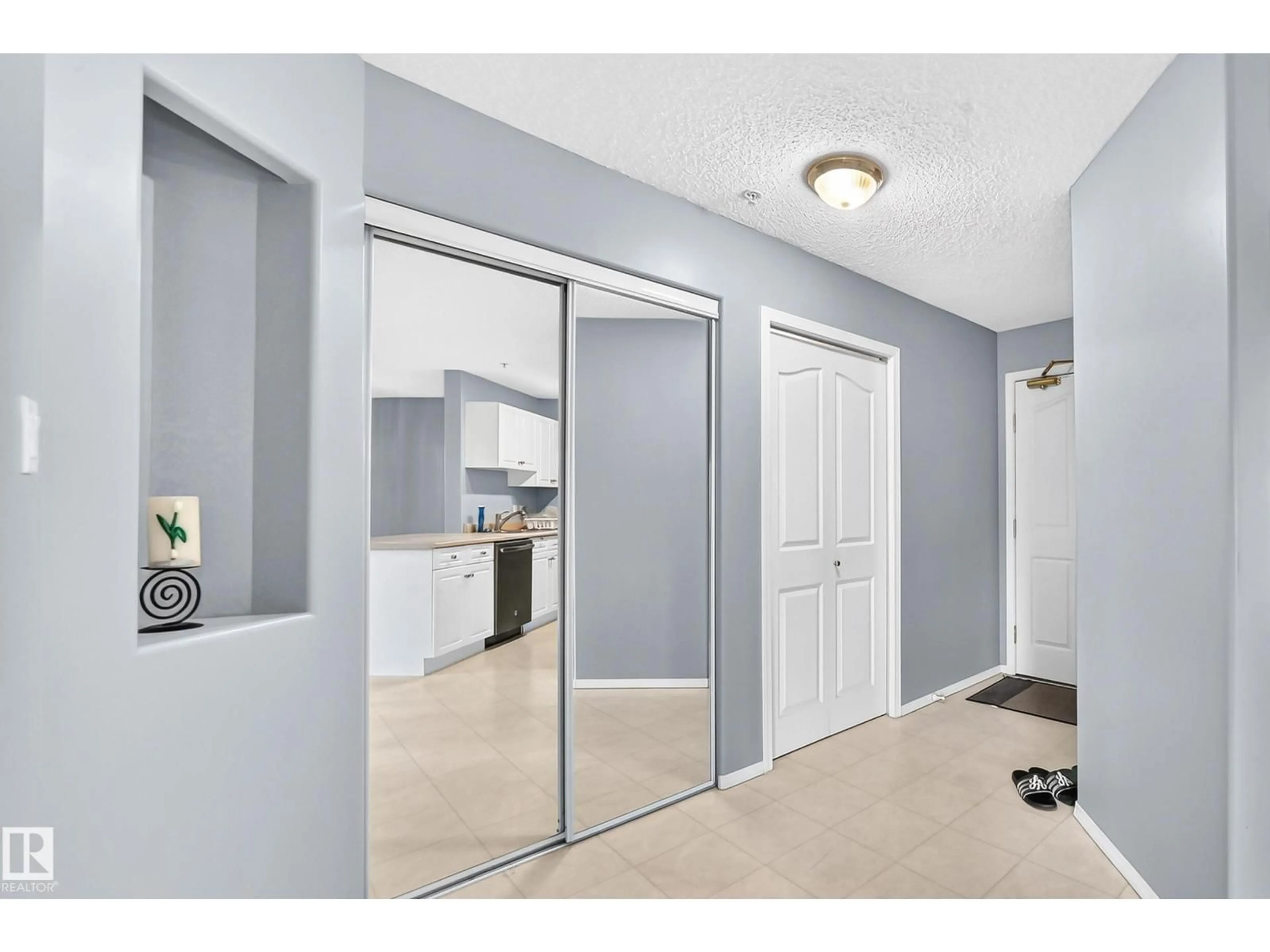 Indoor entryway for #214 - 2903 RABBIT HILL RD, Edmonton Alberta T6R3A3