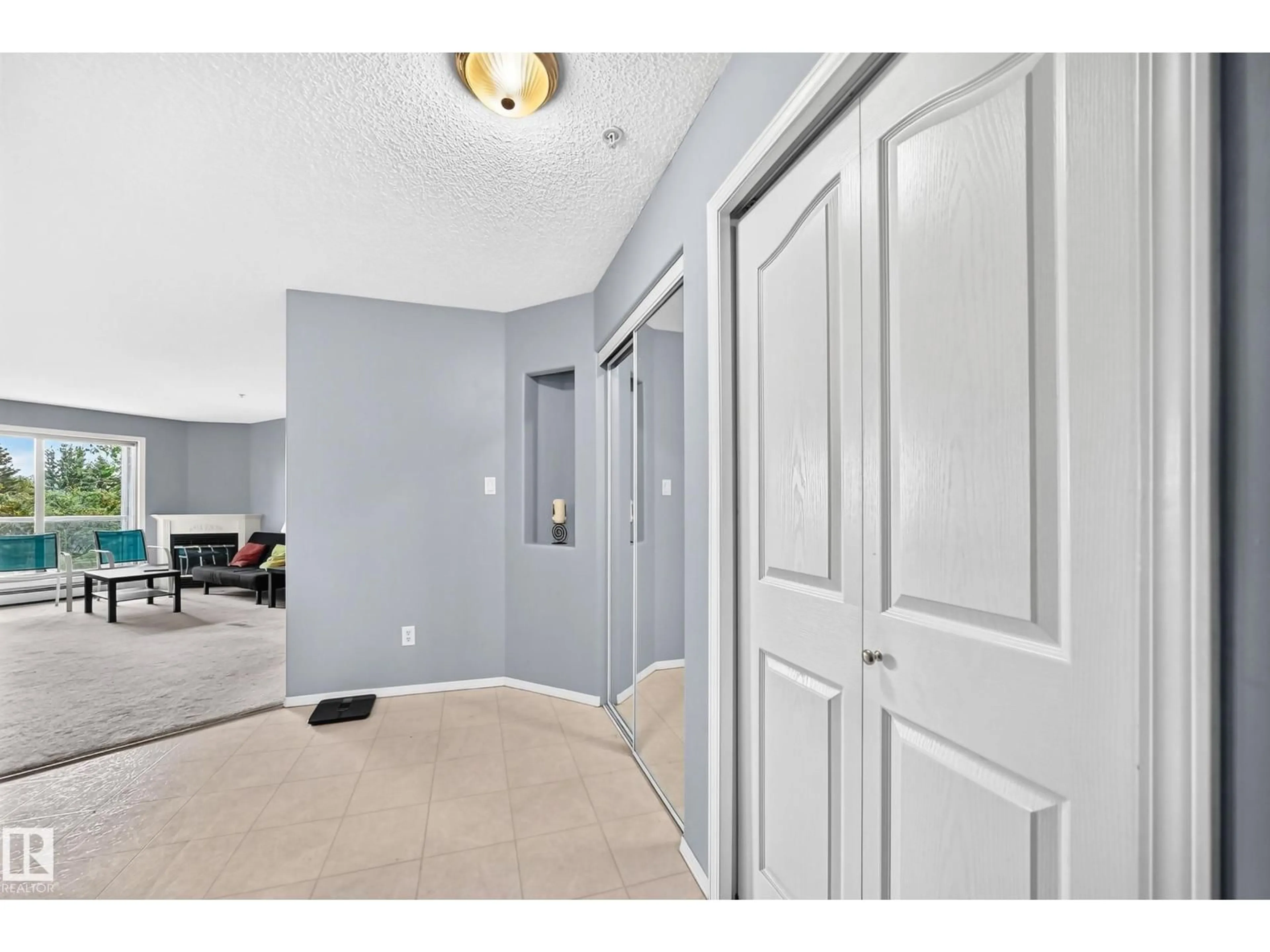 Indoor entryway for #214 - 2903 RABBIT HILL RD, Edmonton Alberta T6R3A3
