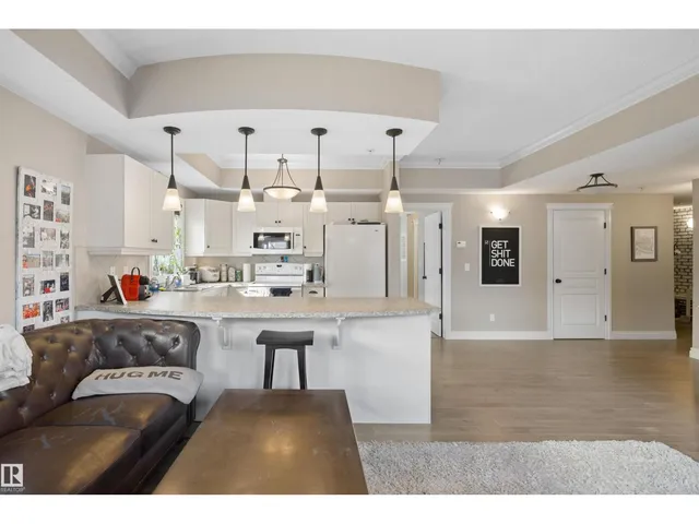 206 - 10232 115 ST NW, Edmonton 5