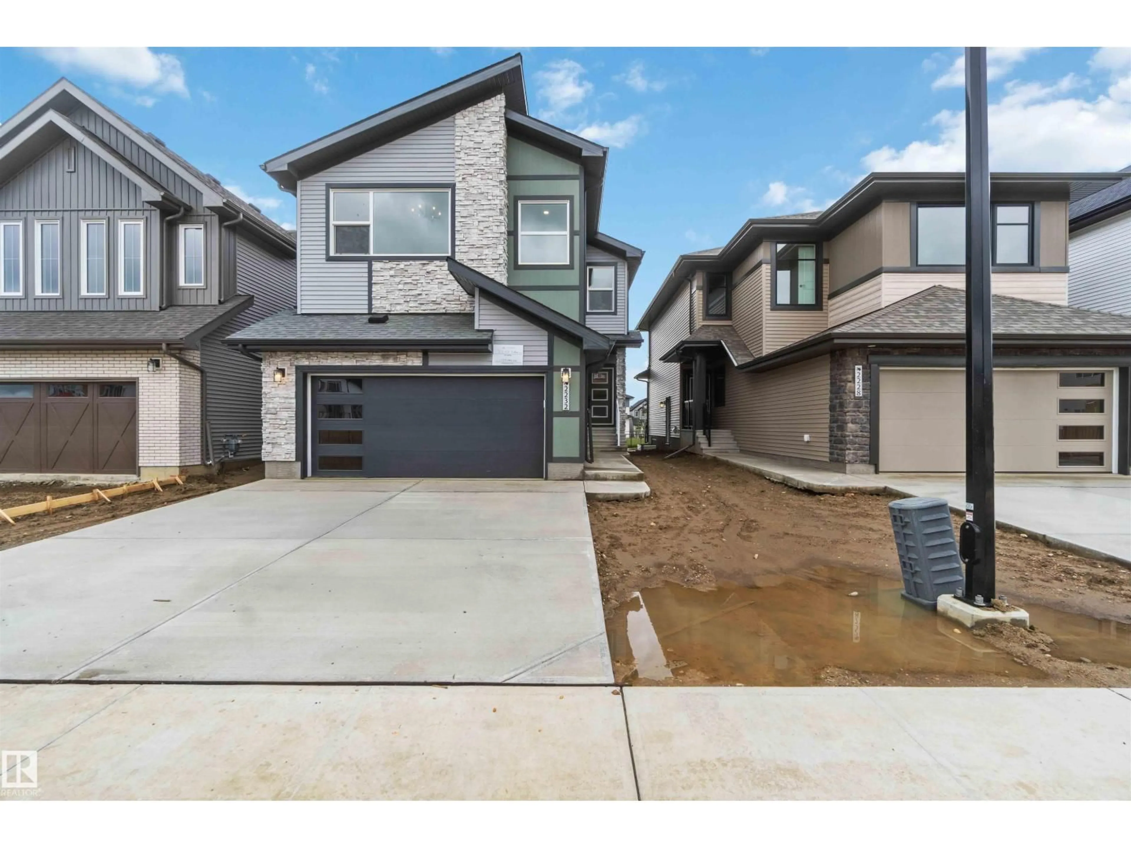 Unknown for SW - 2232 5 AV, Edmonton Alberta T6X3L8