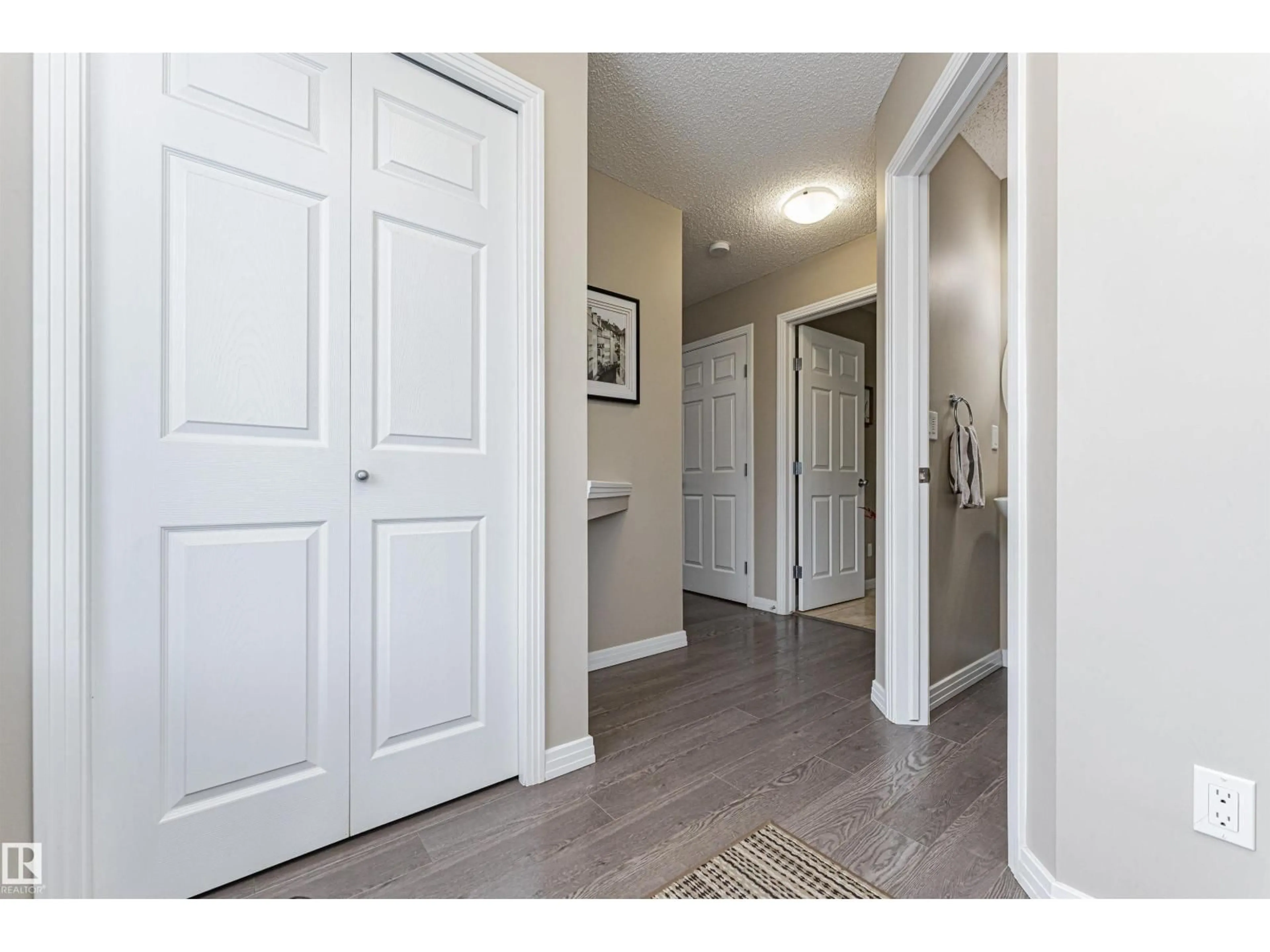 Indoor entryway for NW - 16423 134 ST, Edmonton Alberta T6V0G5